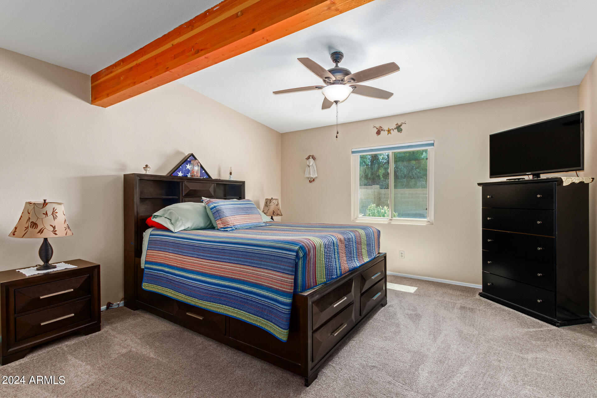 1213 E SEQUOIA Drive