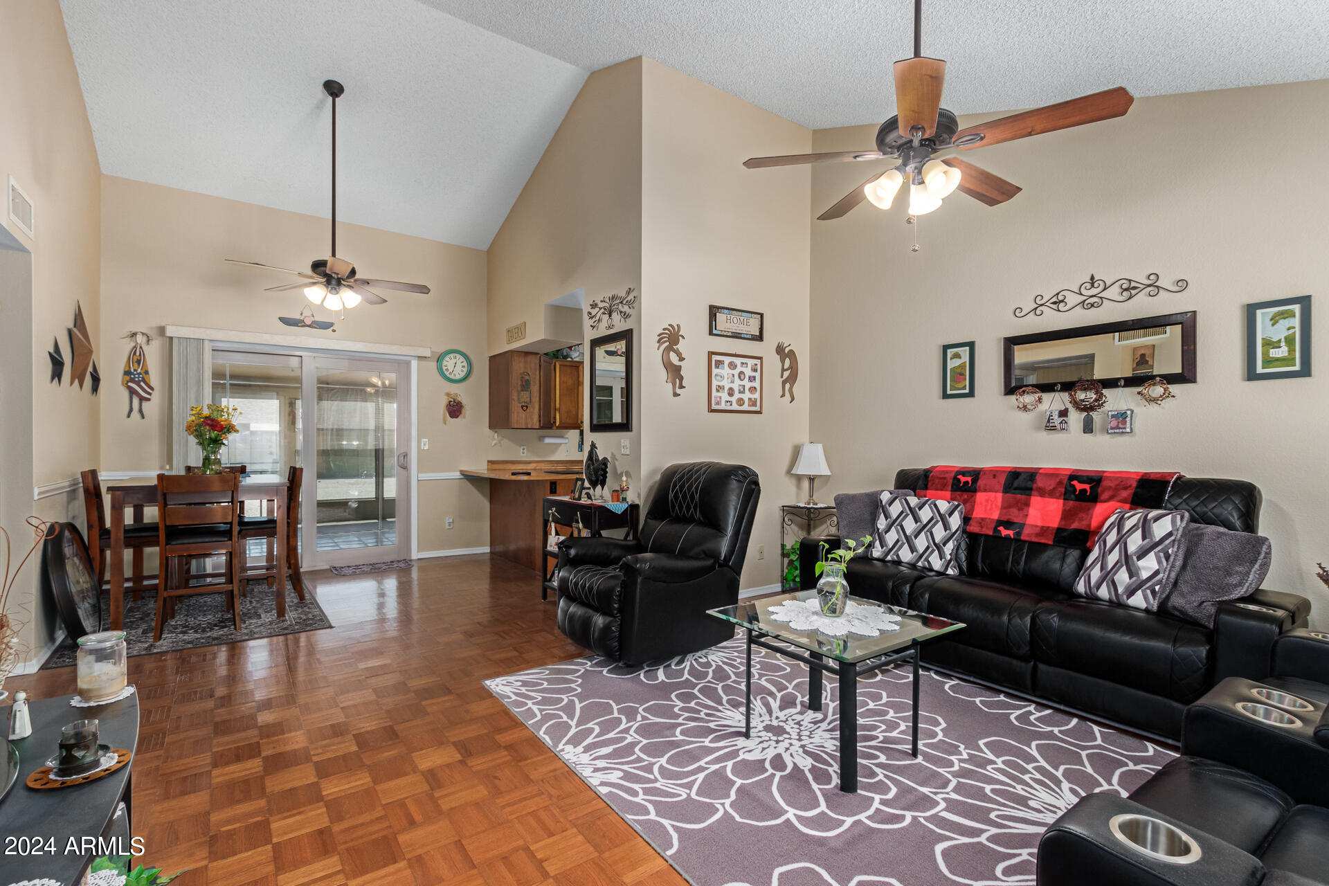 1213 E SEQUOIA Drive