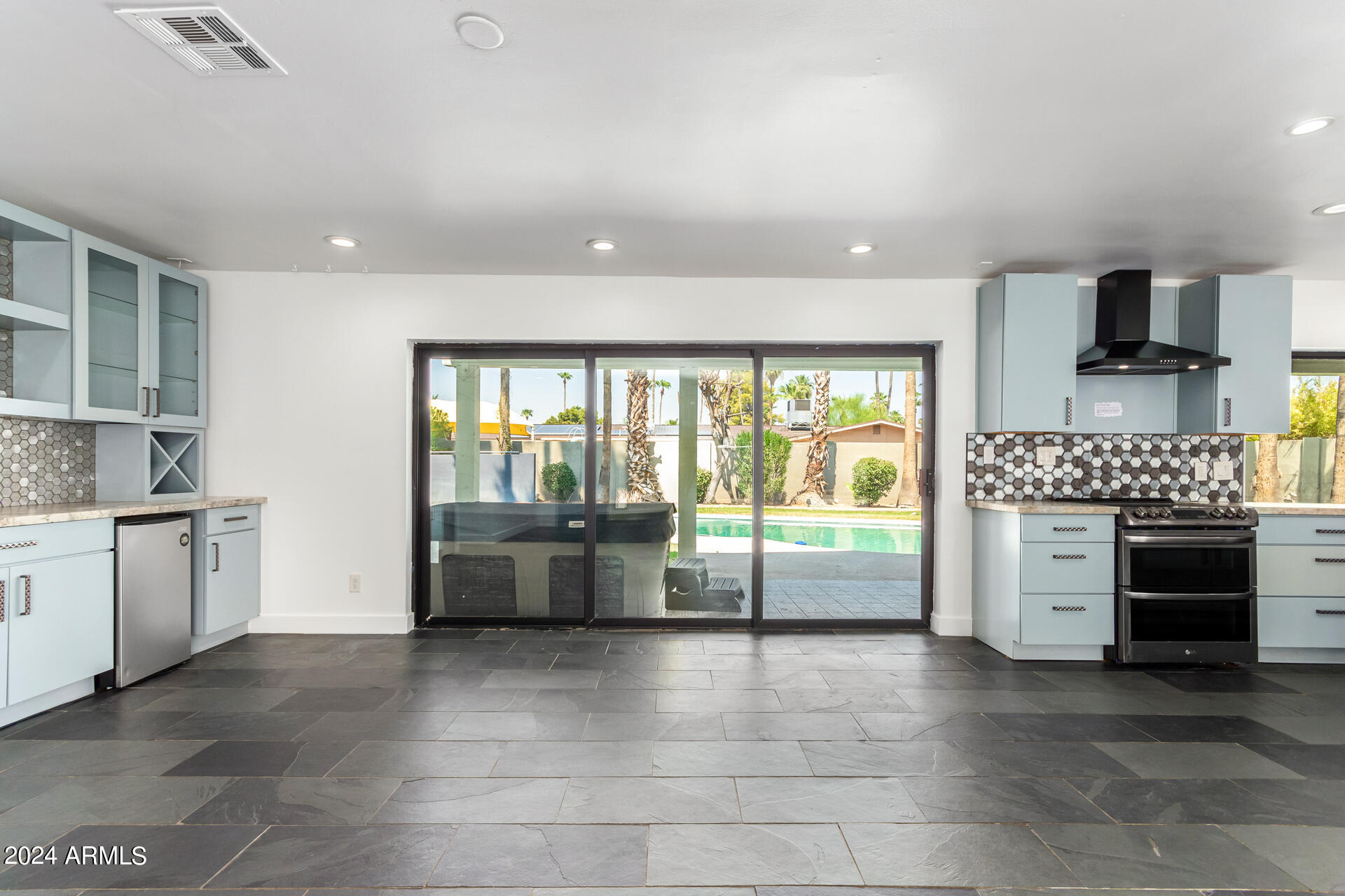 6512 E CAMINO SANTO --