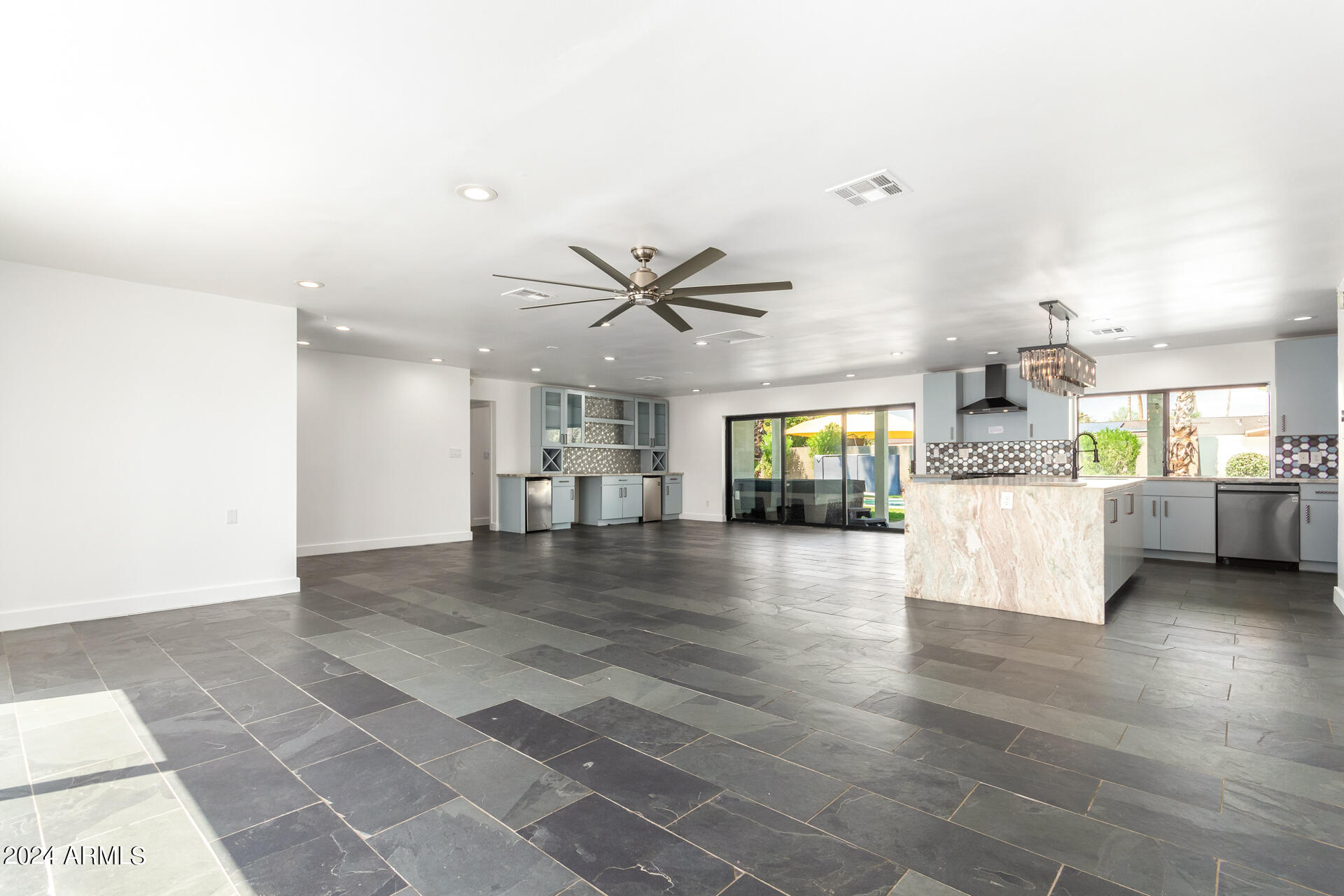 6512 E CAMINO SANTO --