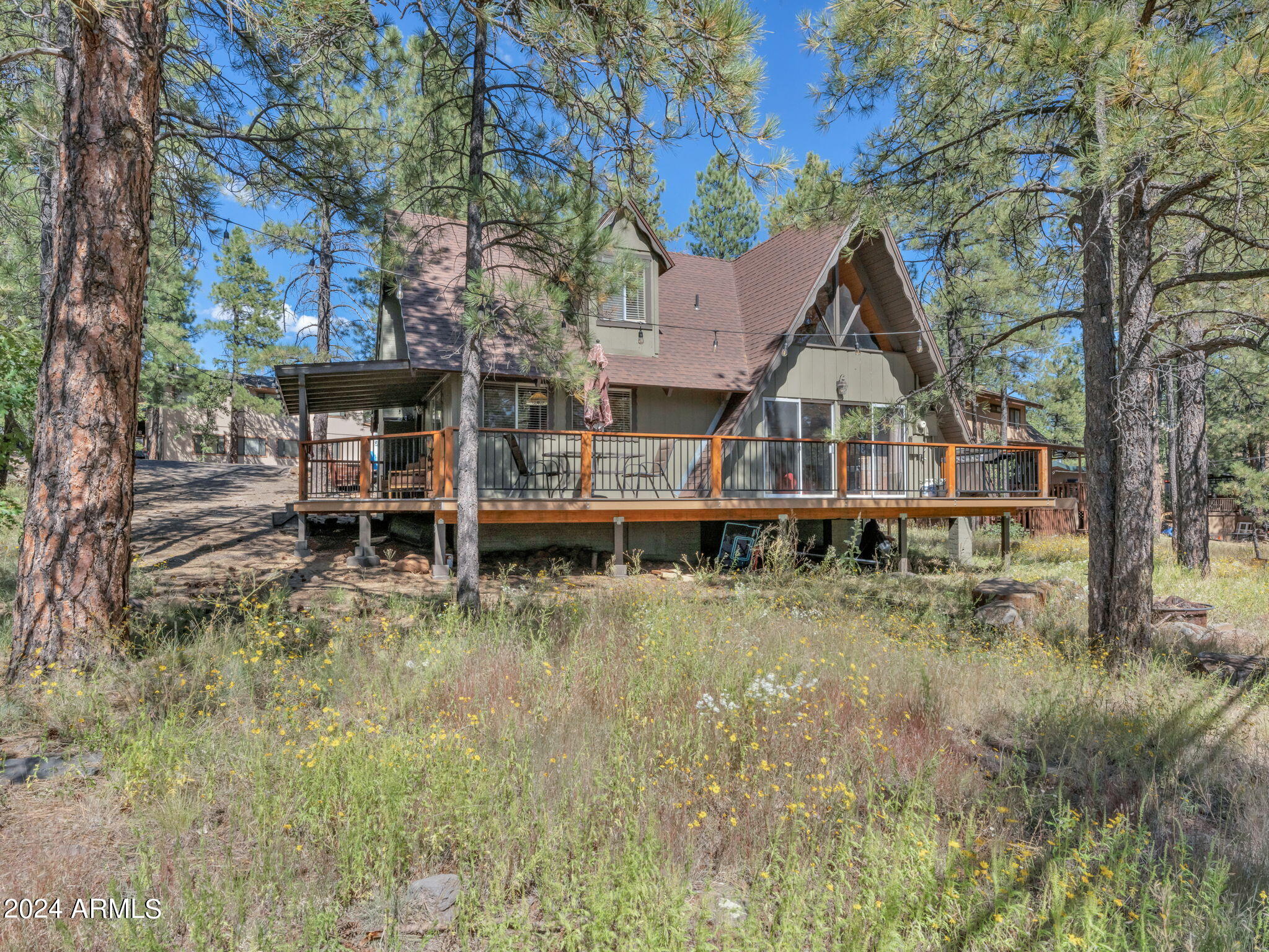 575 E Turkey Trail