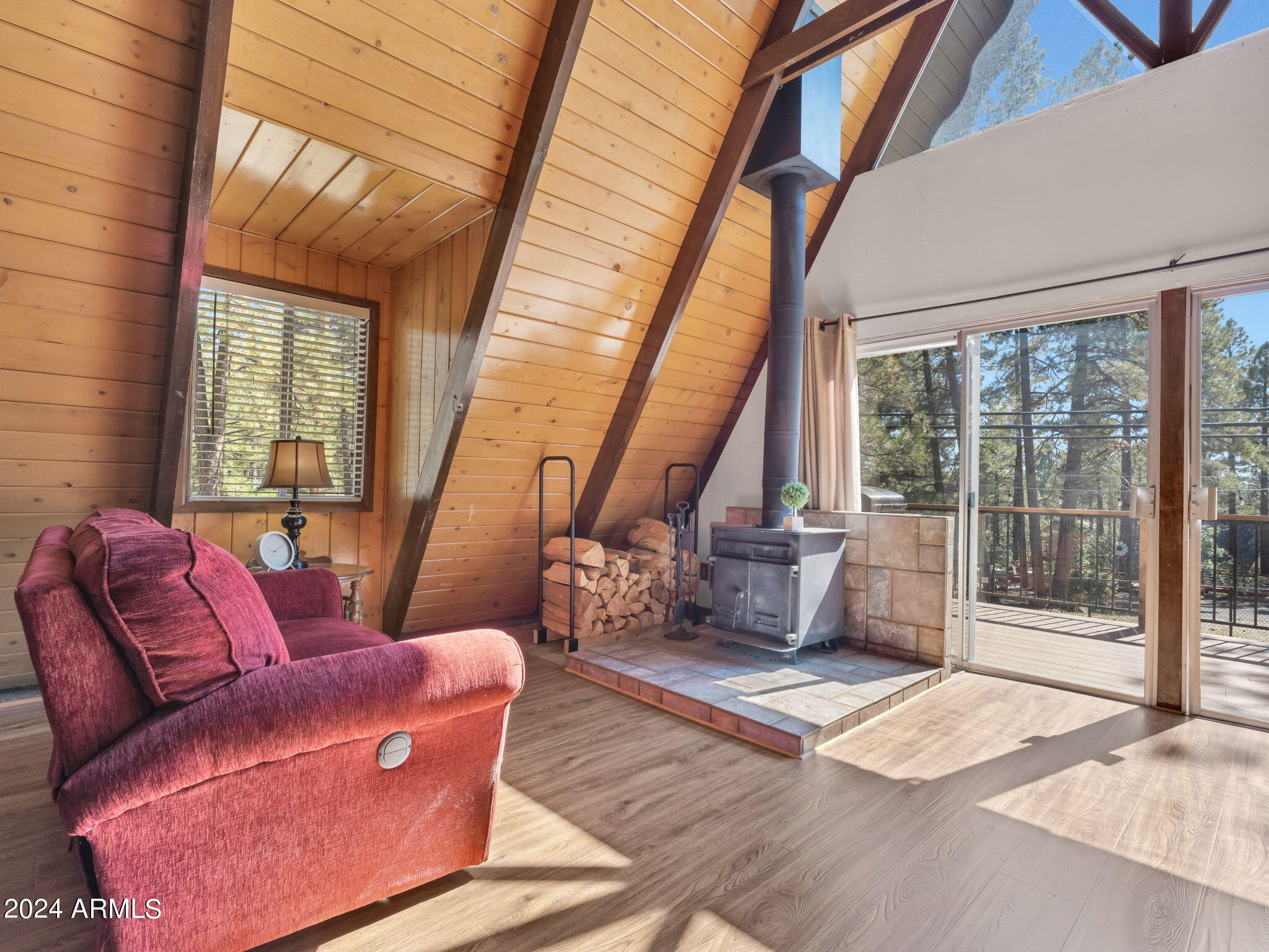 575 E Turkey Trail