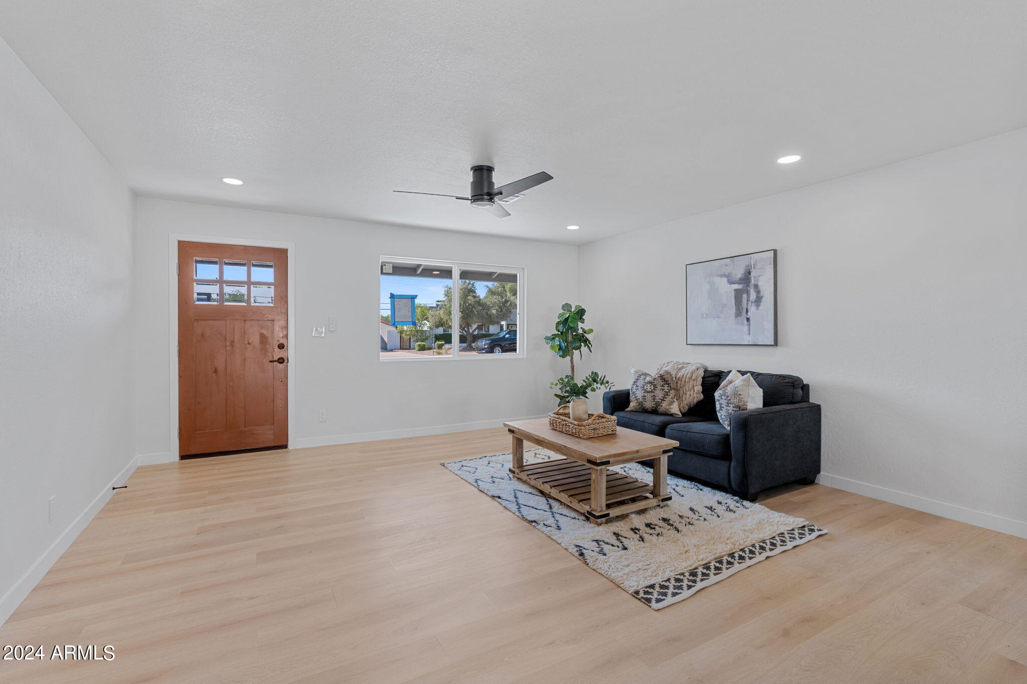 1000 E MARIGOLD Lane