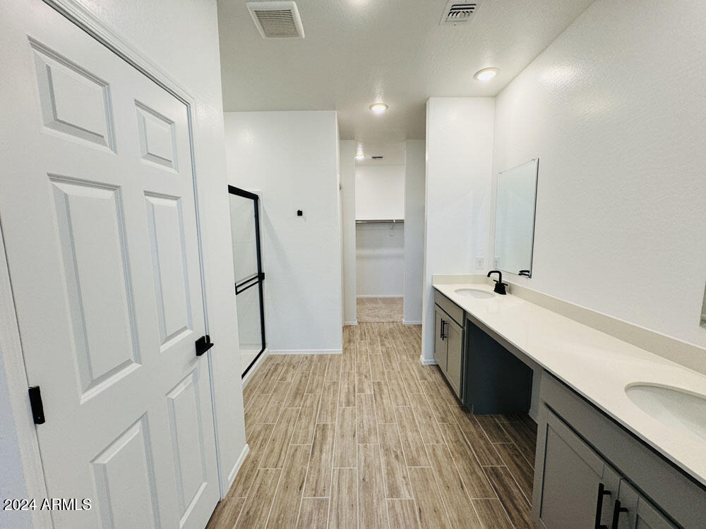 47287 W PECAN WOODS --