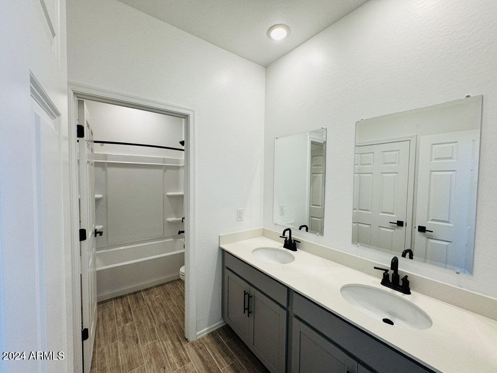 47287 W PECAN WOODS --