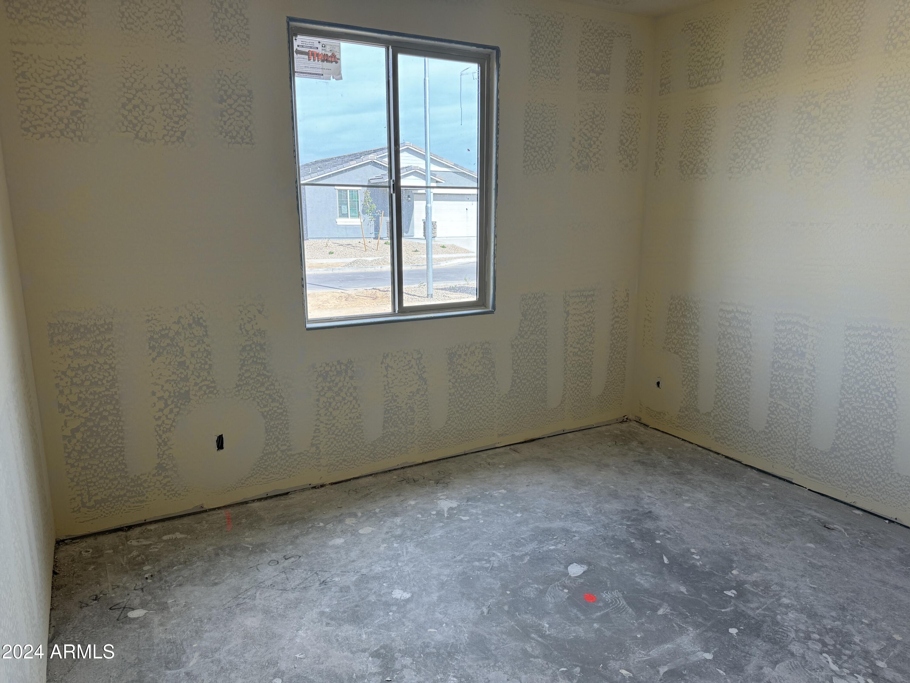 5539 W MCNEIL Street