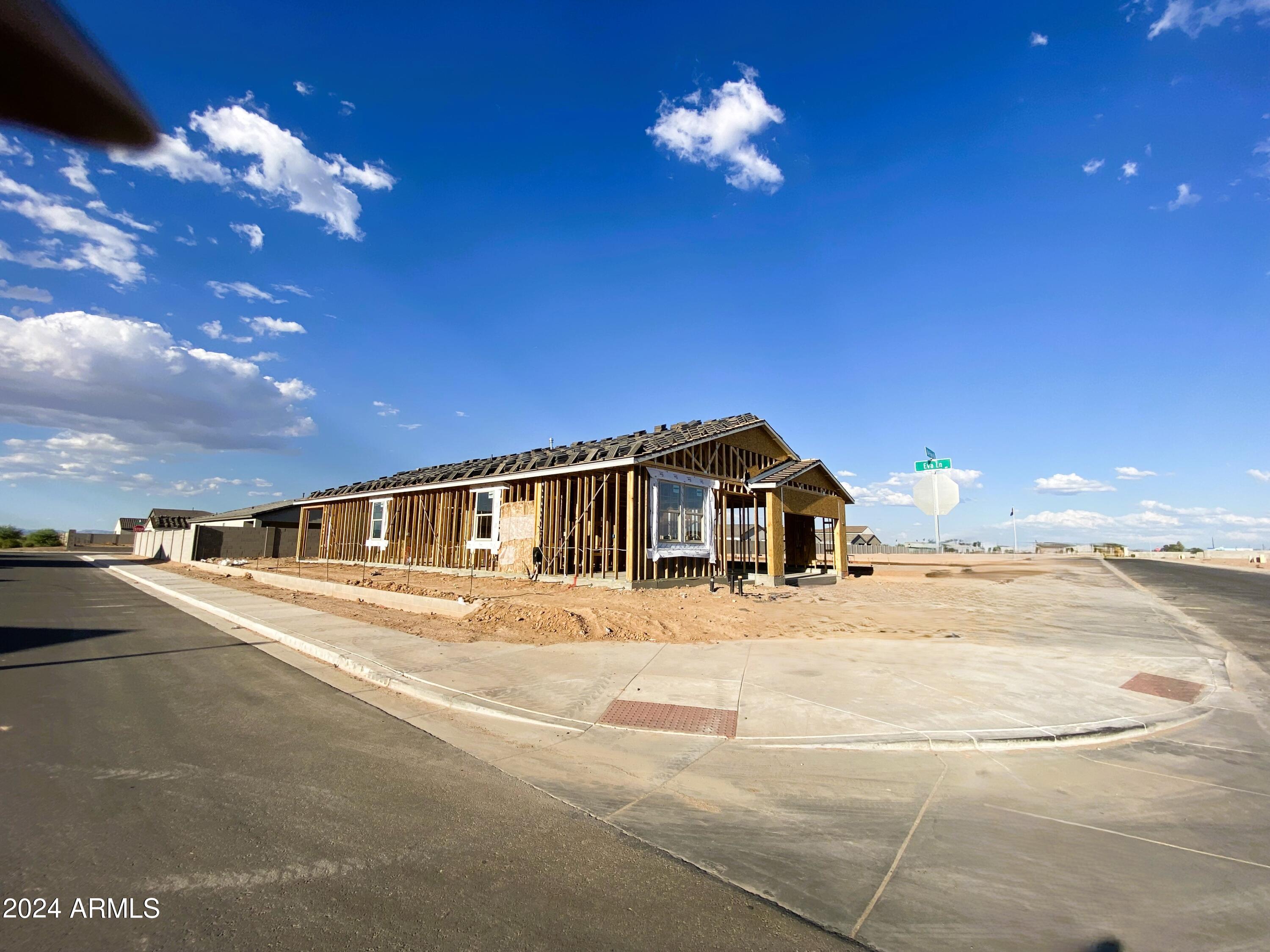 46984 W OLD TIMER Road