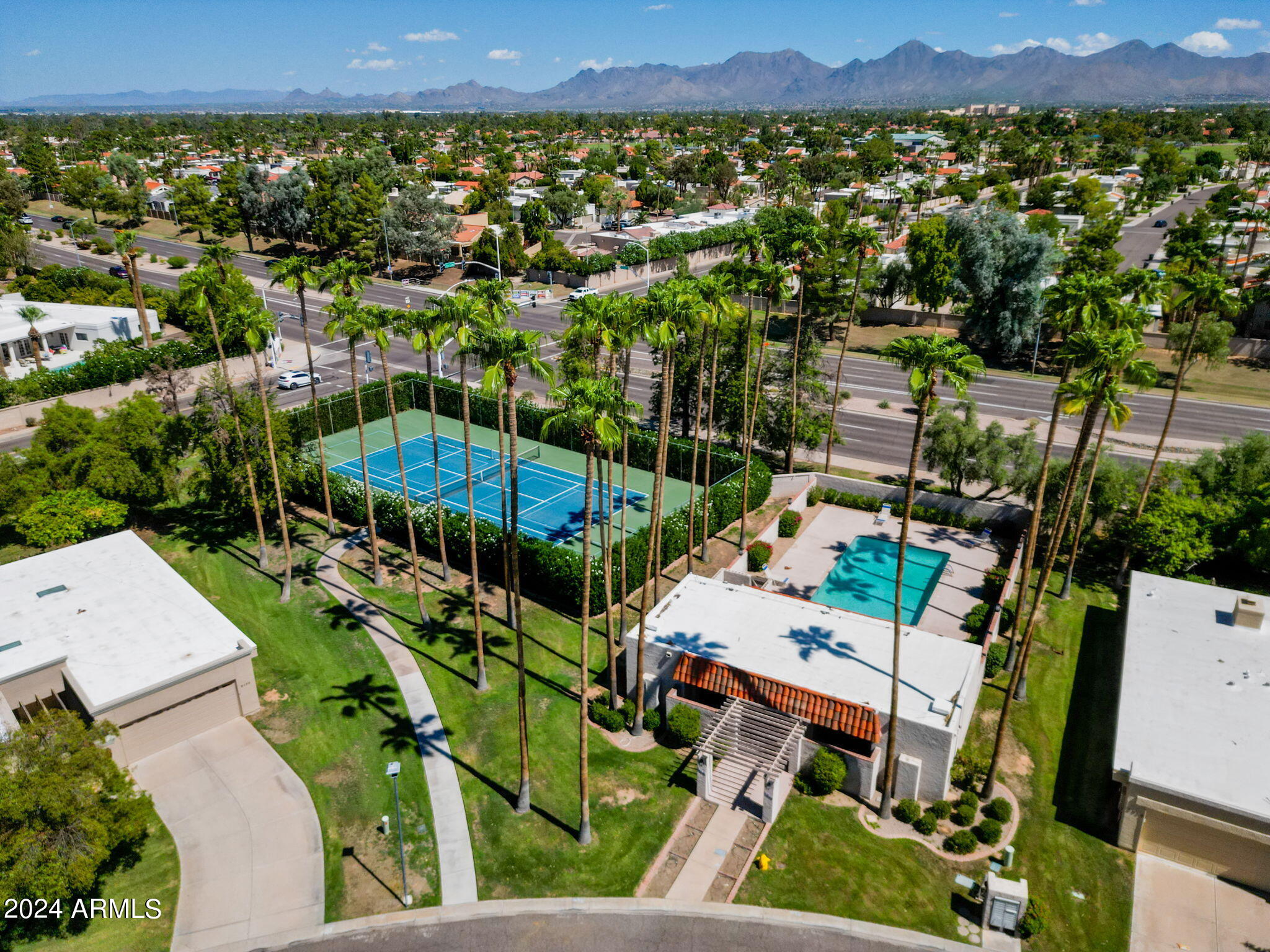 8084 E DEL LATON Drive