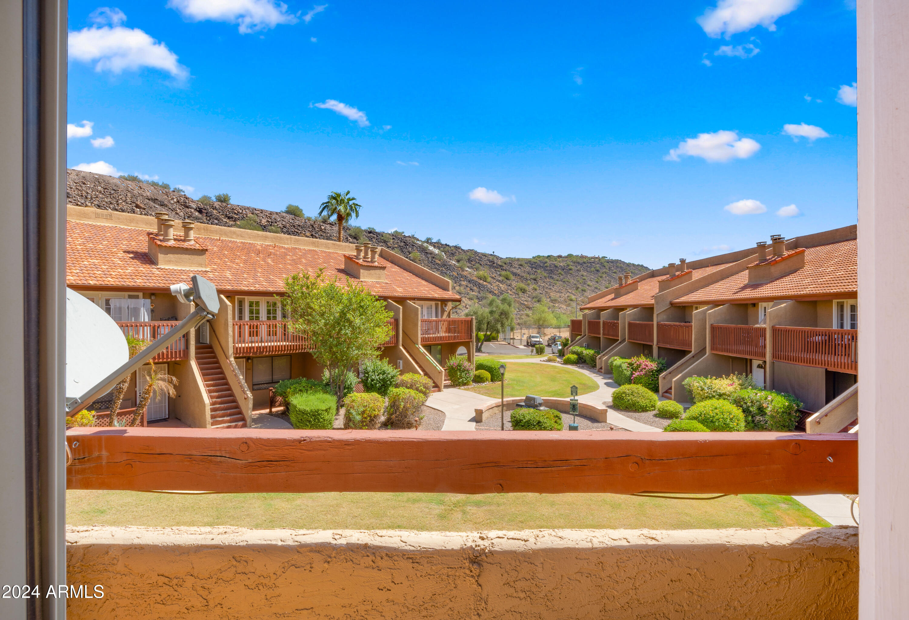 14203 N 19TH Avenue # 2039