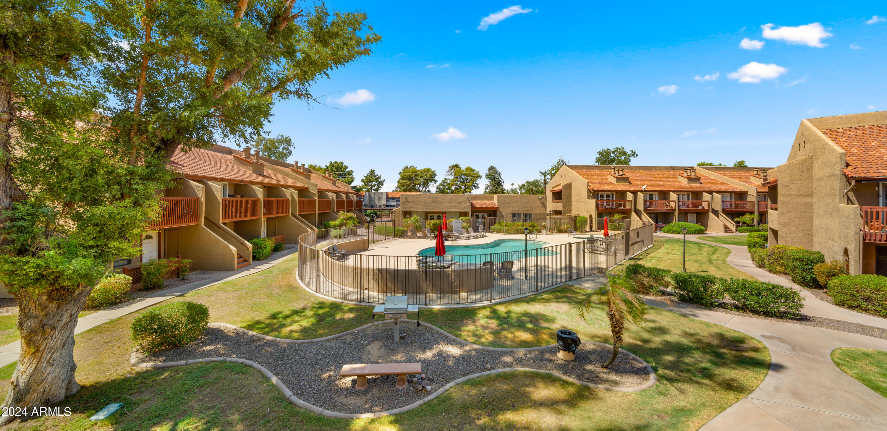 14203 N 19TH Avenue # 2039