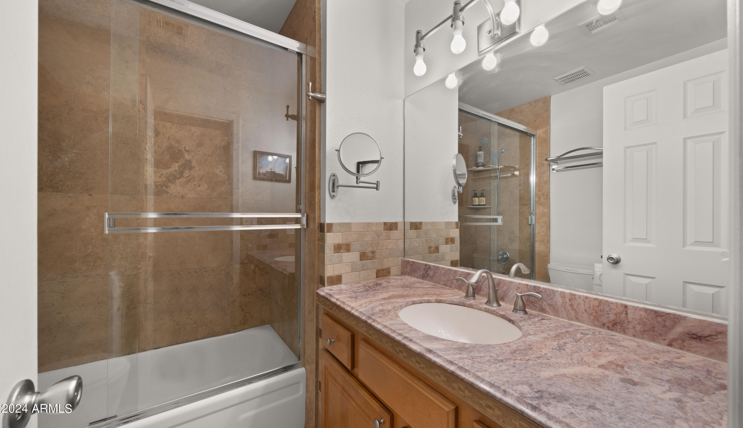 14203 N 19TH Avenue # 2039