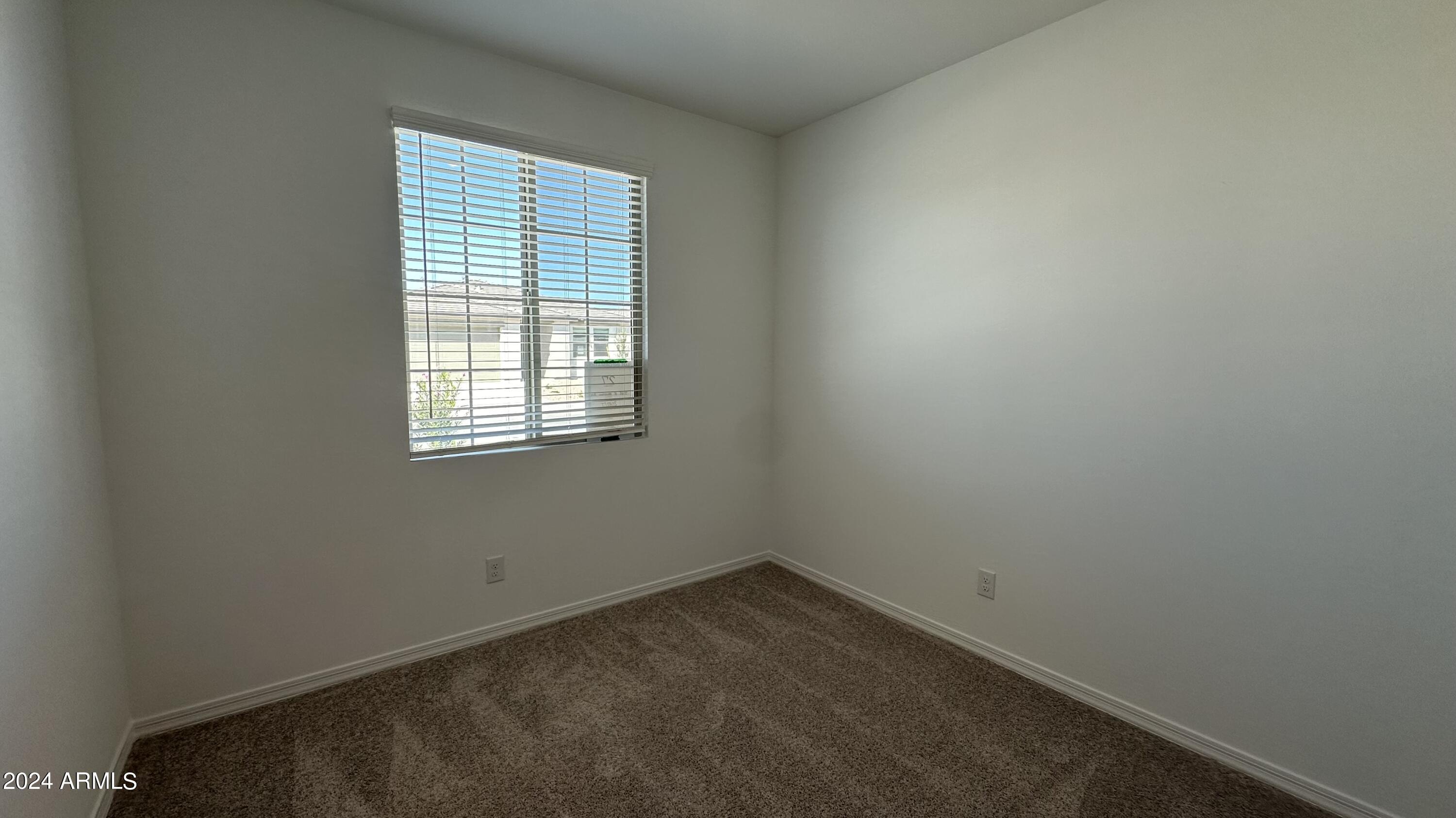 4165 E BRADFORD Avenue