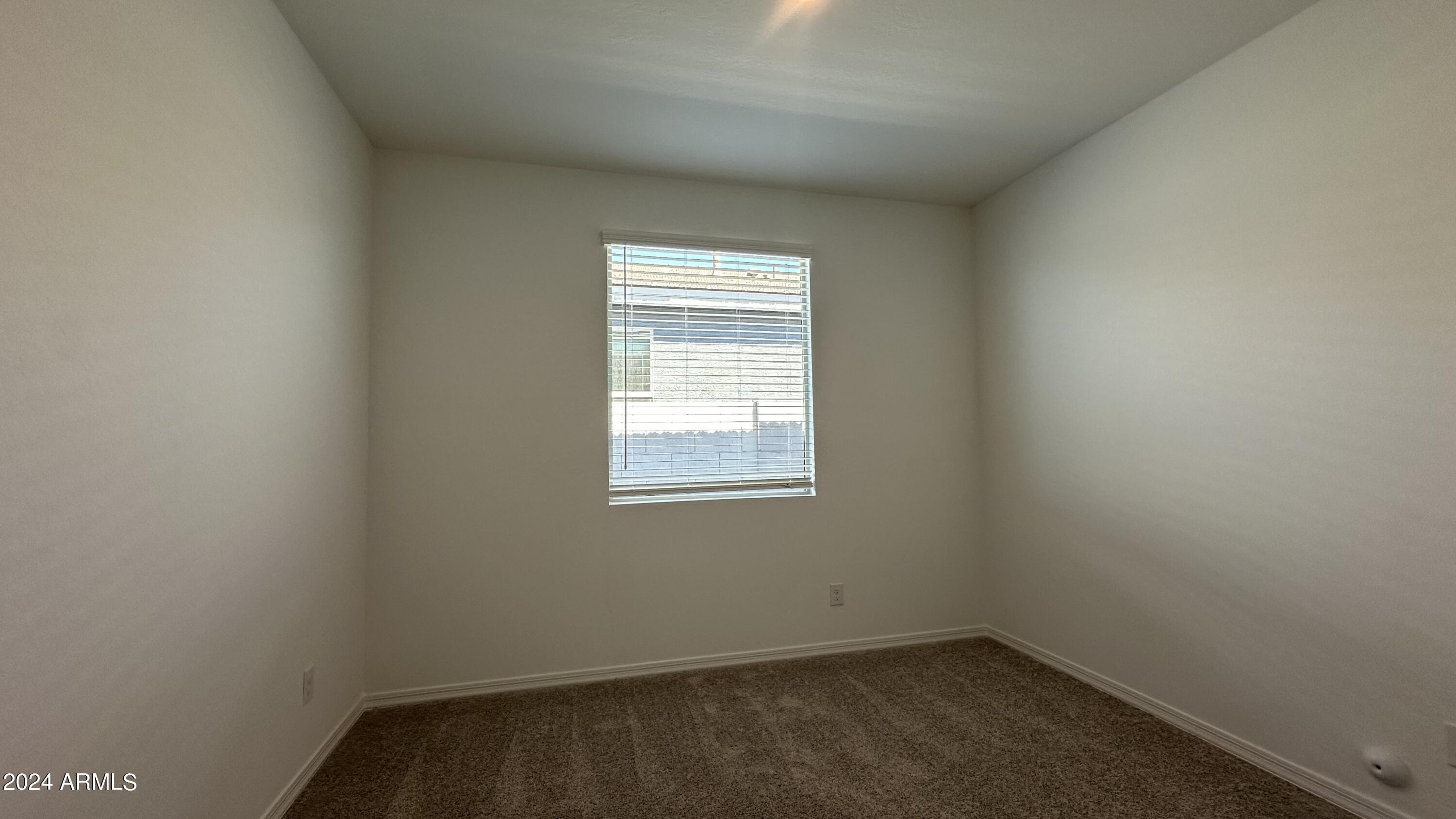 4165 E BRADFORD Avenue