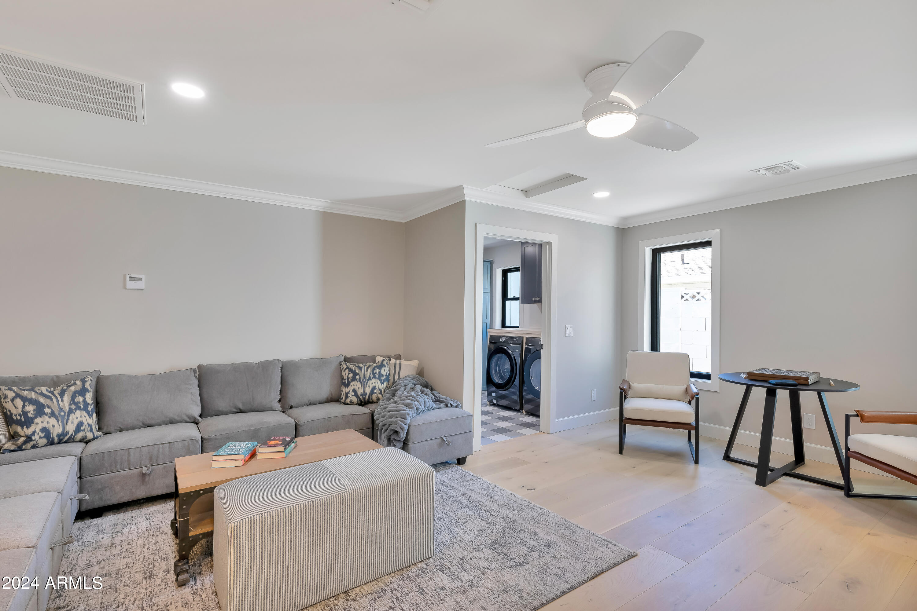 4822 E Flower Street