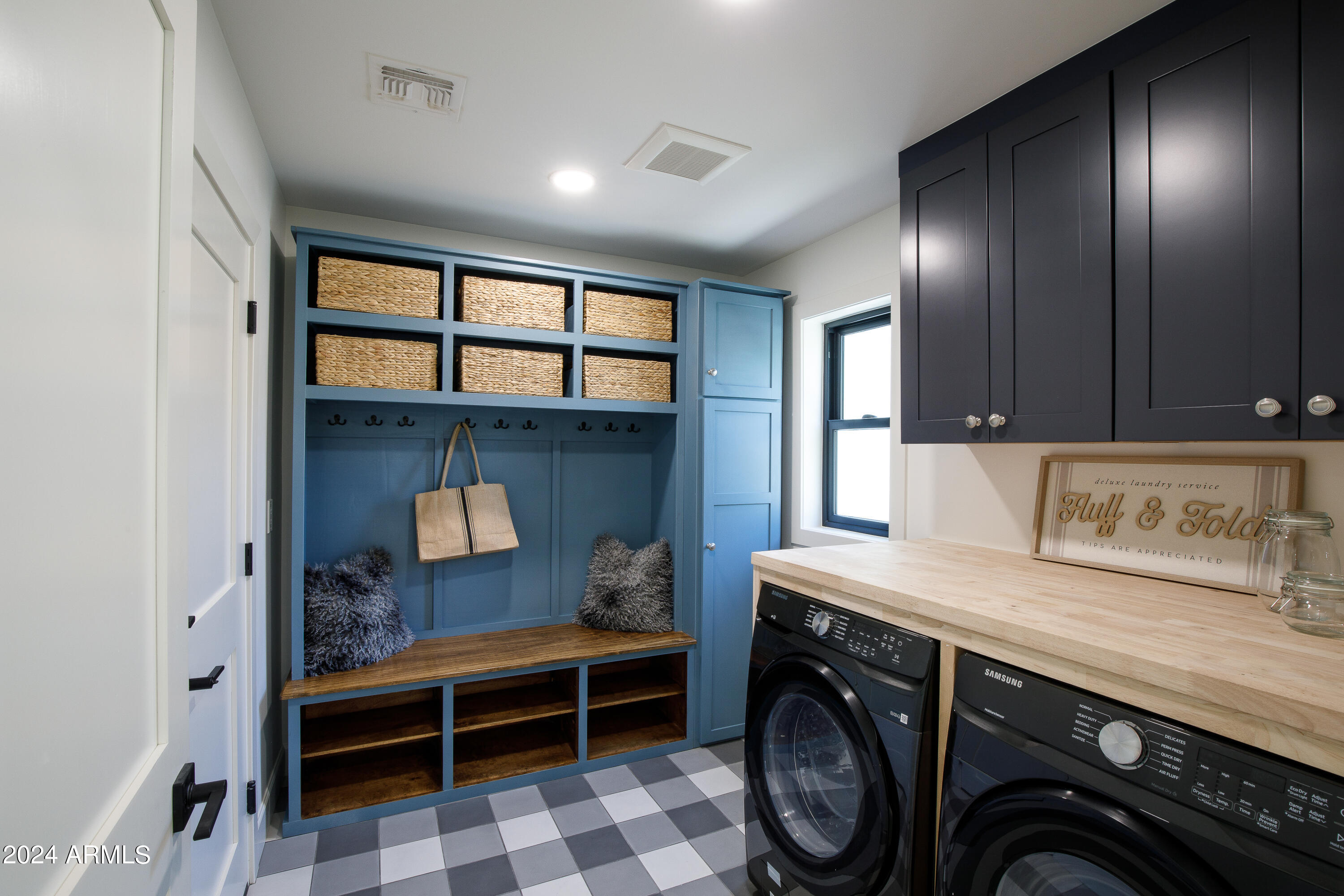 4822 E Flower Street