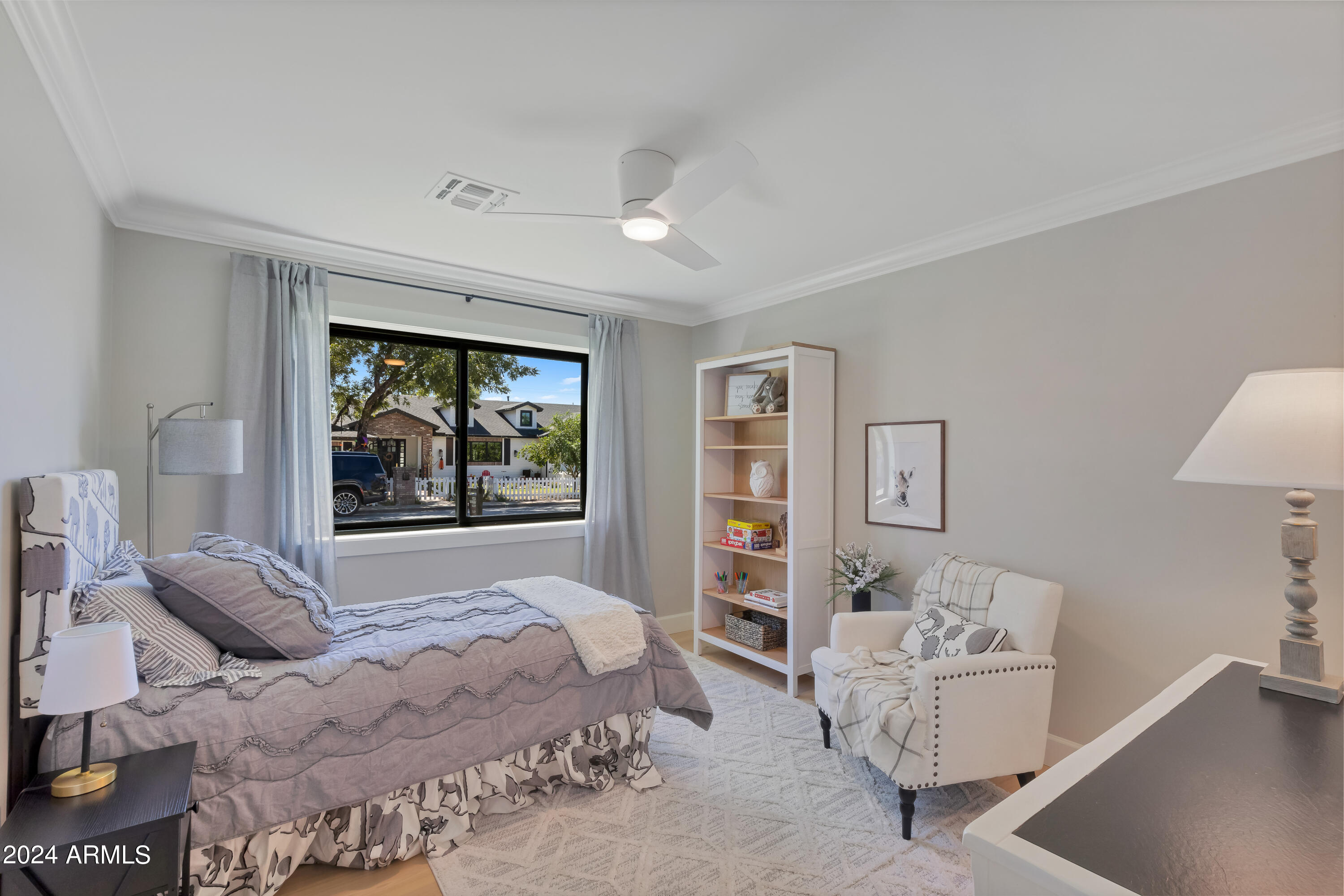 4822 E Flower Street