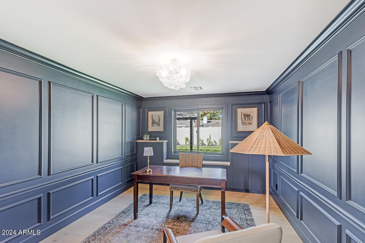 4822 E Flower Street