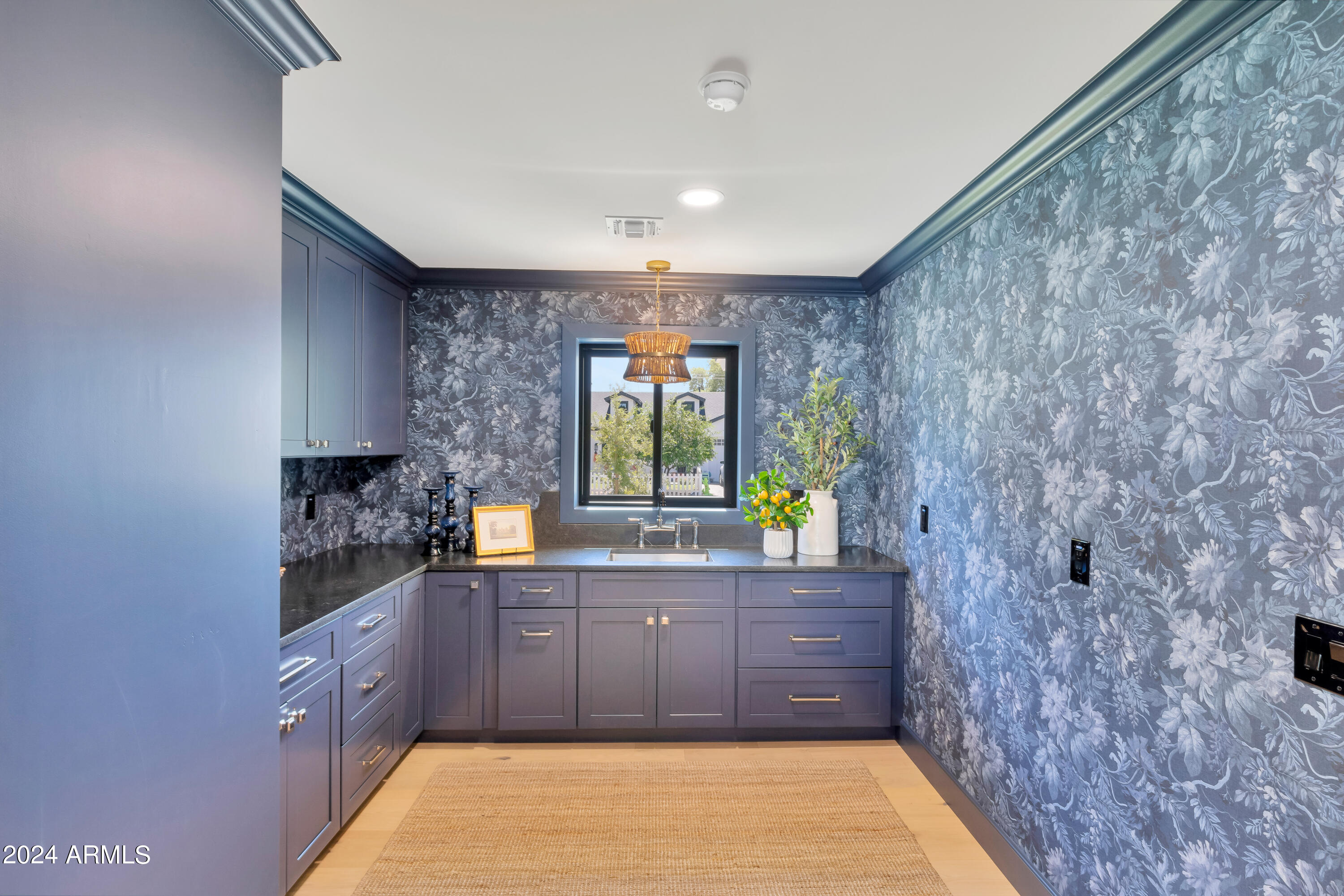 4822 E Flower Street