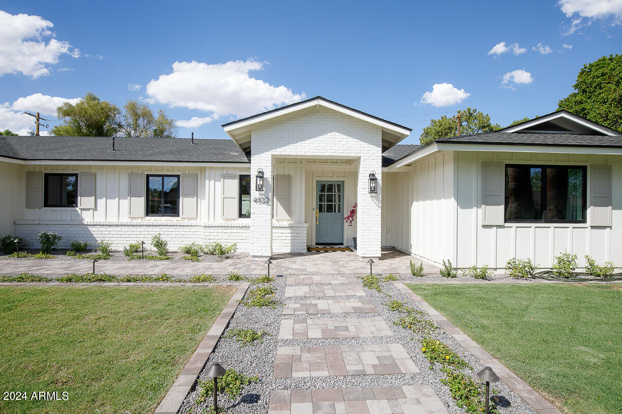 4822 E Flower Street