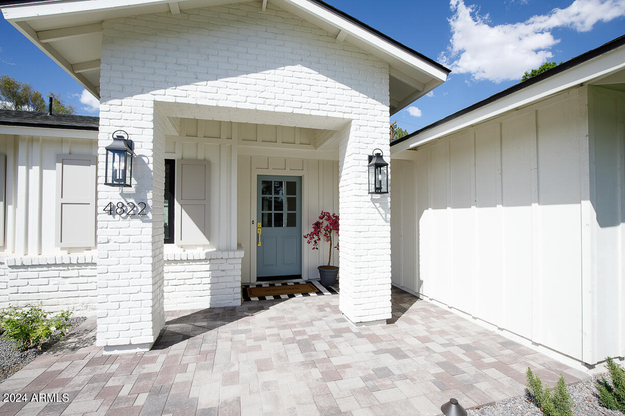 4822 E Flower Street