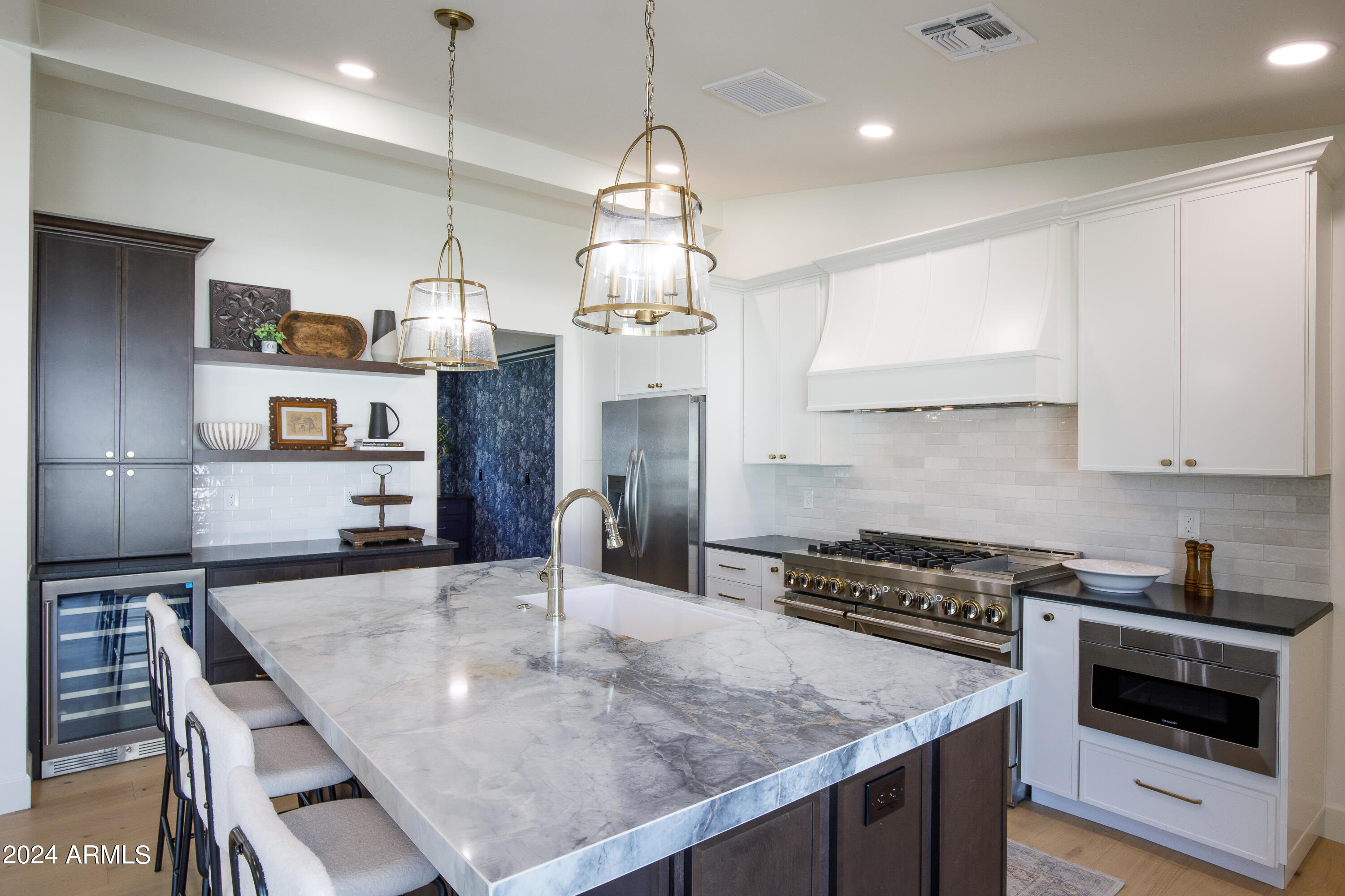 4822 E Flower Street