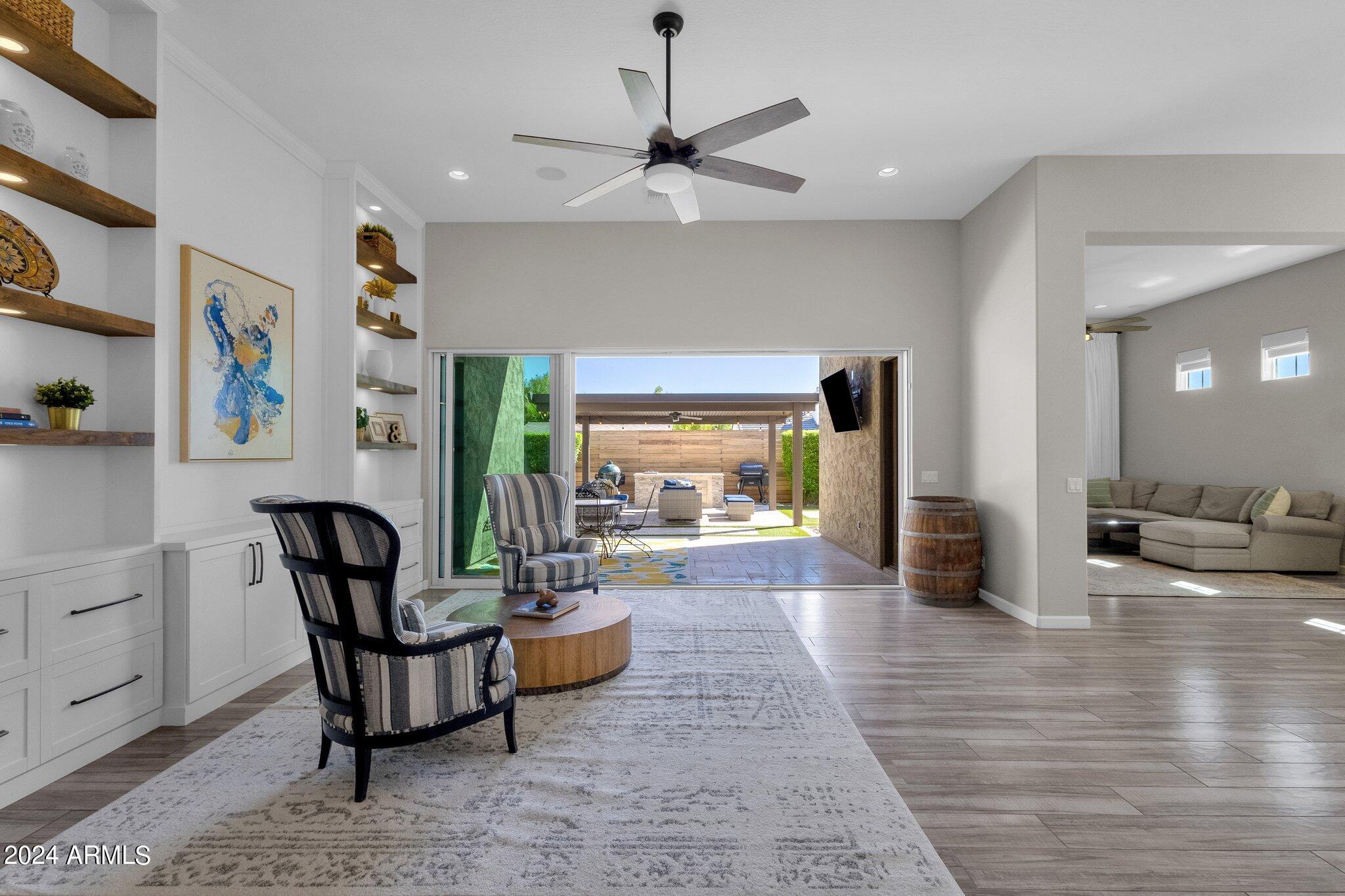 4501 E FOUNTAIN Street