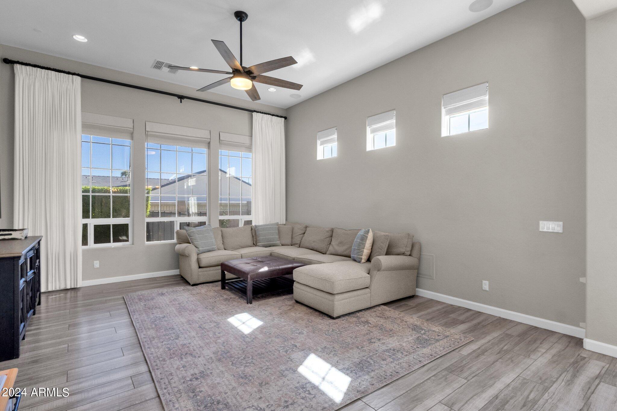 4501 E FOUNTAIN Street