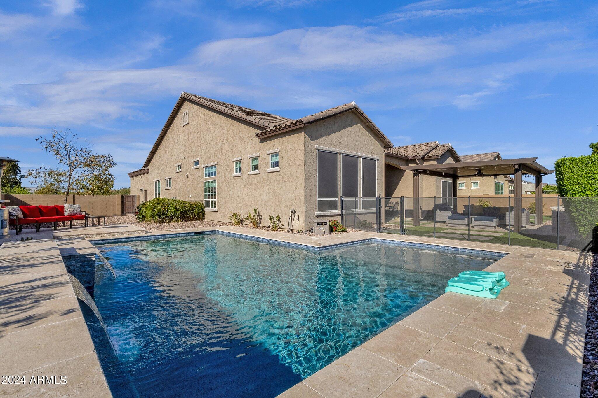 4501 E FOUNTAIN Street