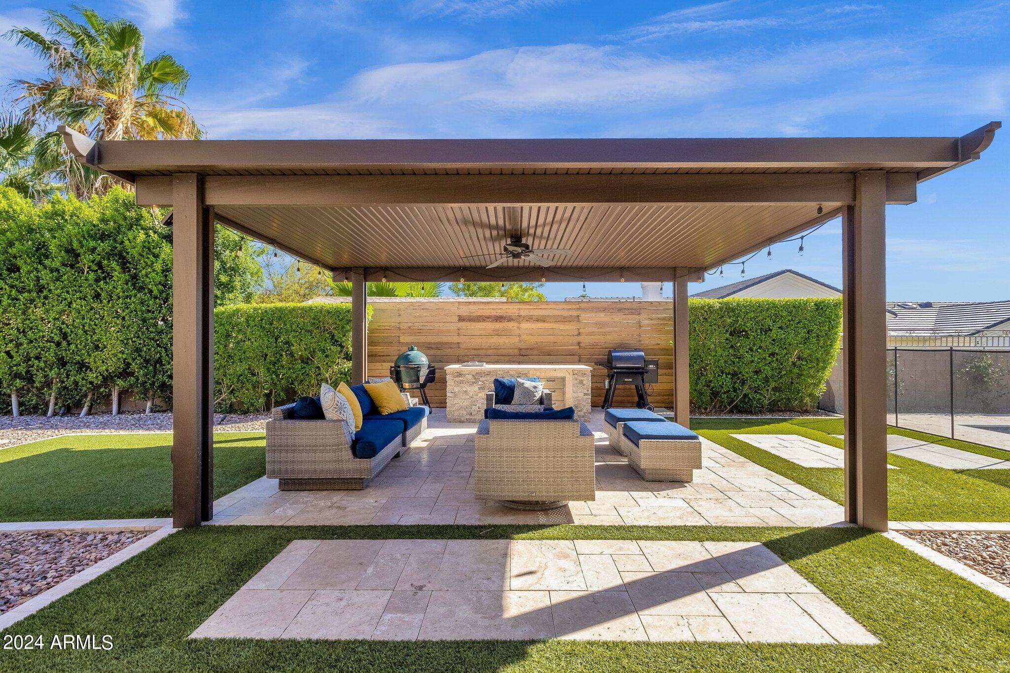 4501 E FOUNTAIN Street