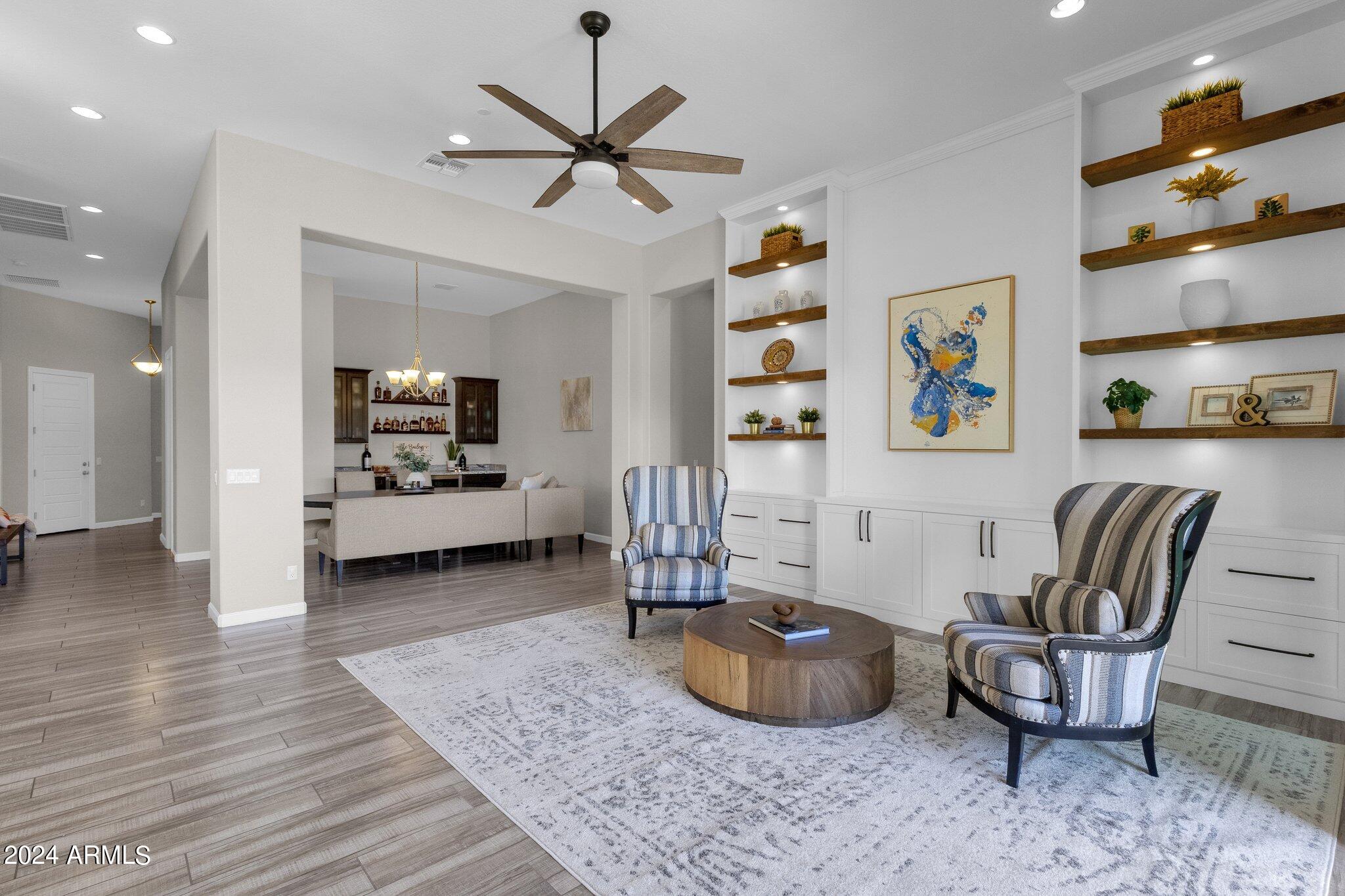 4501 E FOUNTAIN Street