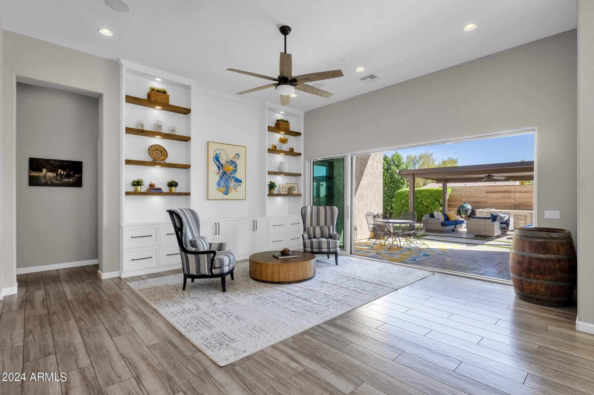 4501 E FOUNTAIN Street