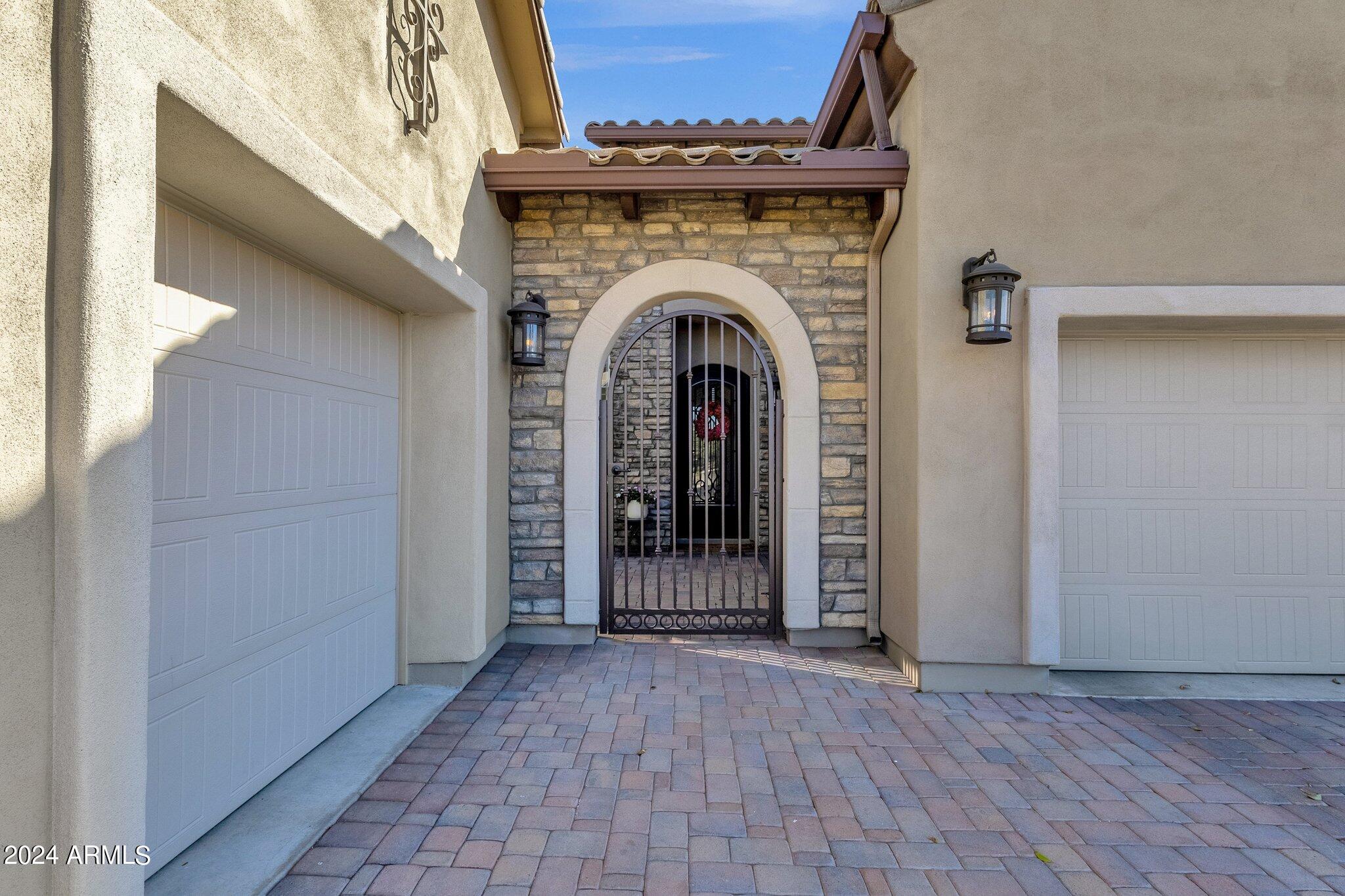 4501 E FOUNTAIN Street