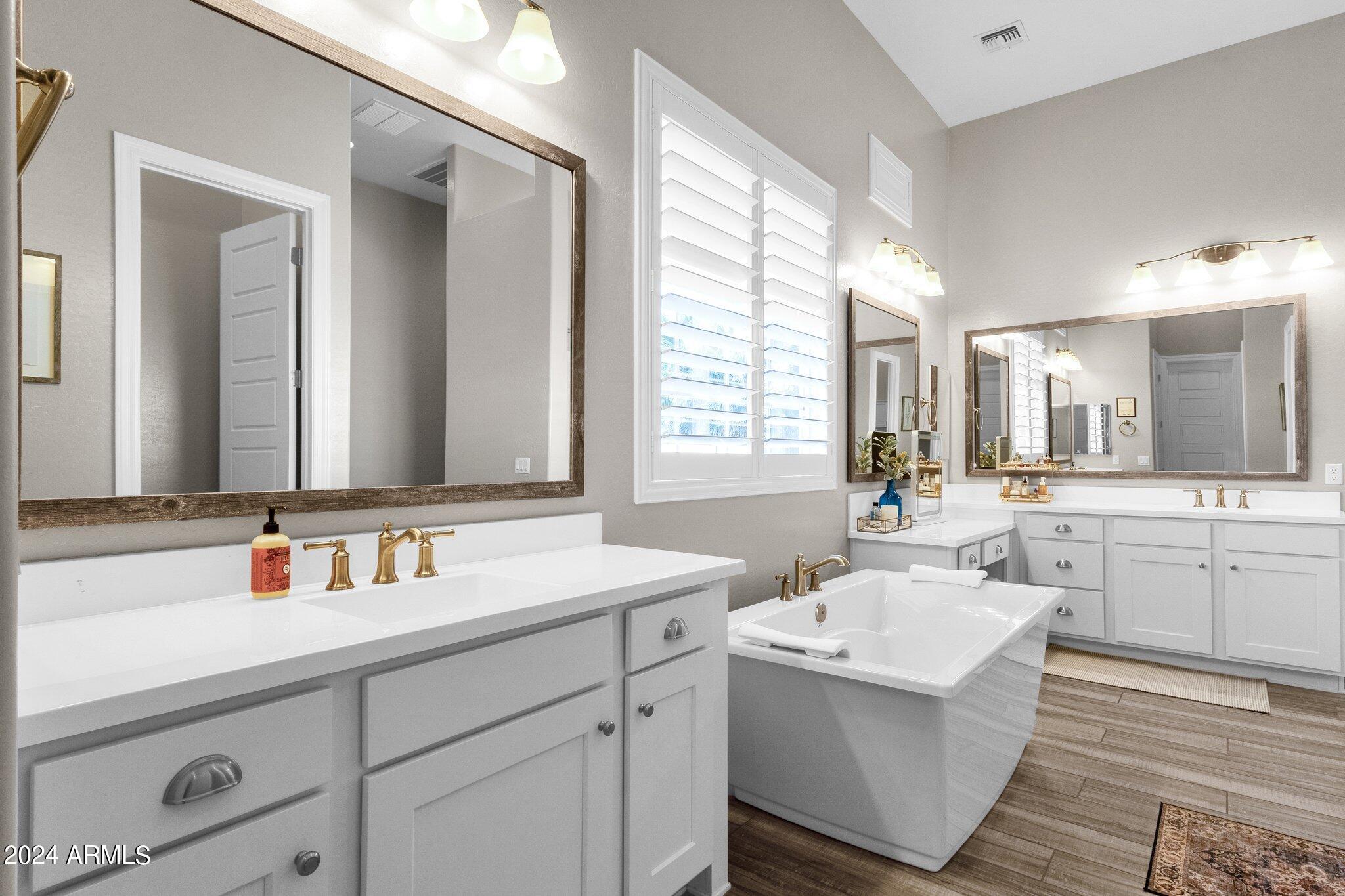 4501 E FOUNTAIN Street