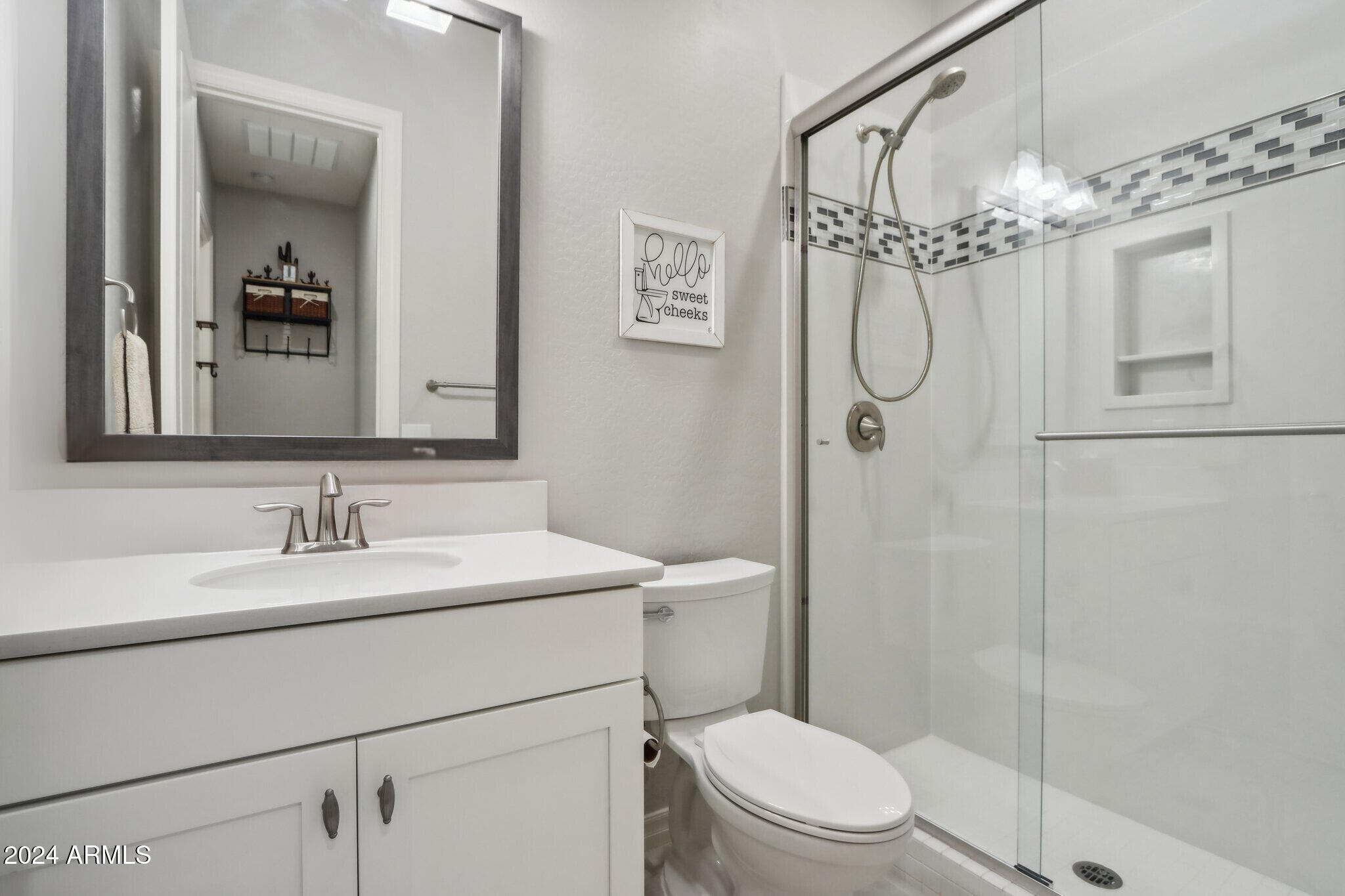 4448 E SKOUSEN Street