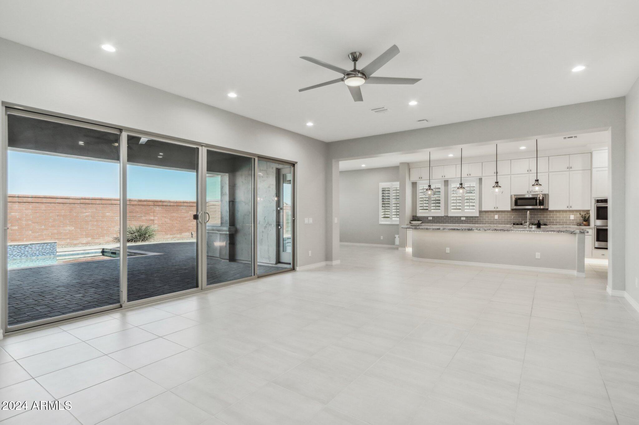 4448 E SKOUSEN Street