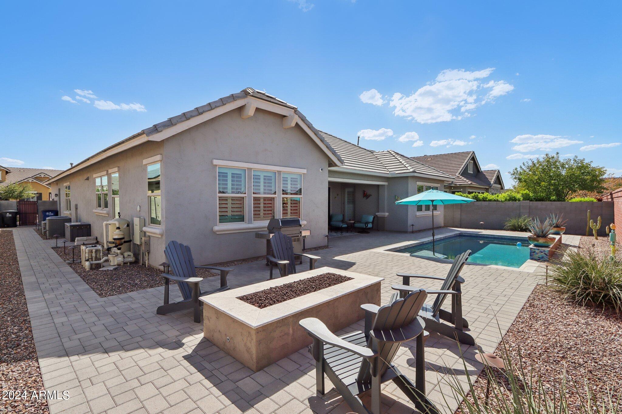 4448 E SKOUSEN Street