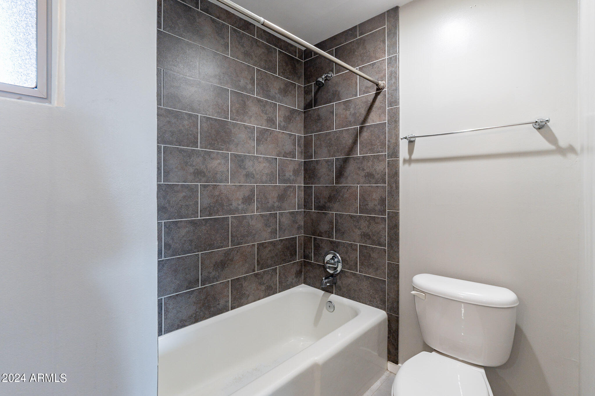 3600 N 5TH Avenue # 200