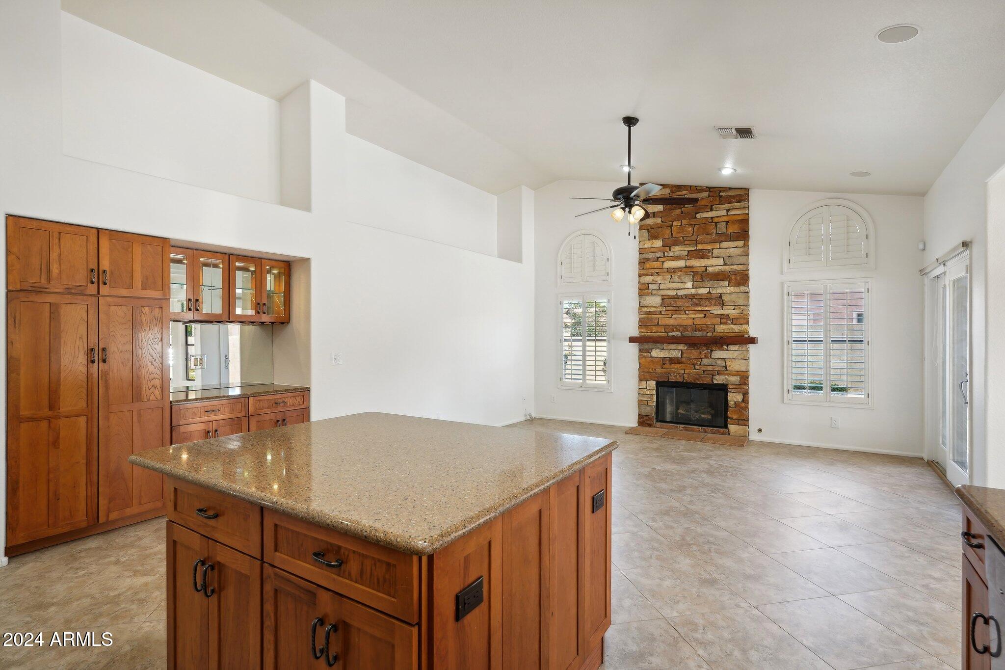 419 W STACEY Lane