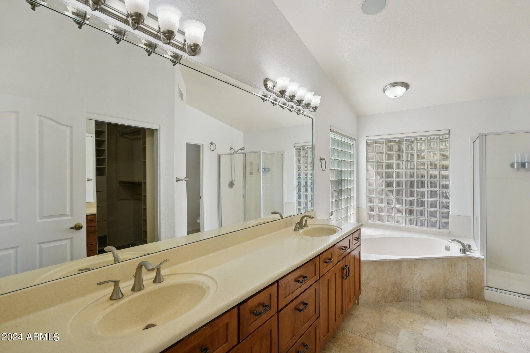 419 W STACEY Lane