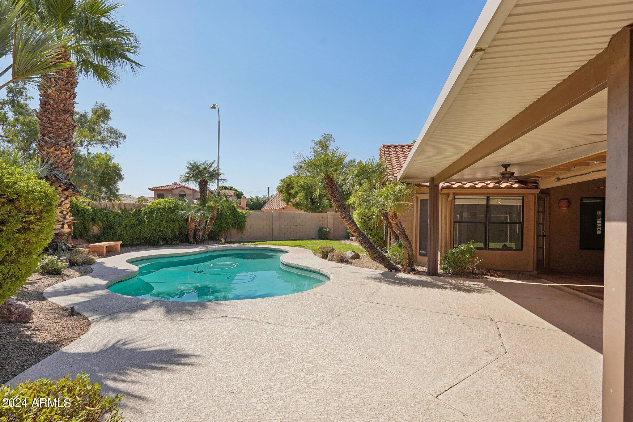 419 W STACEY Lane