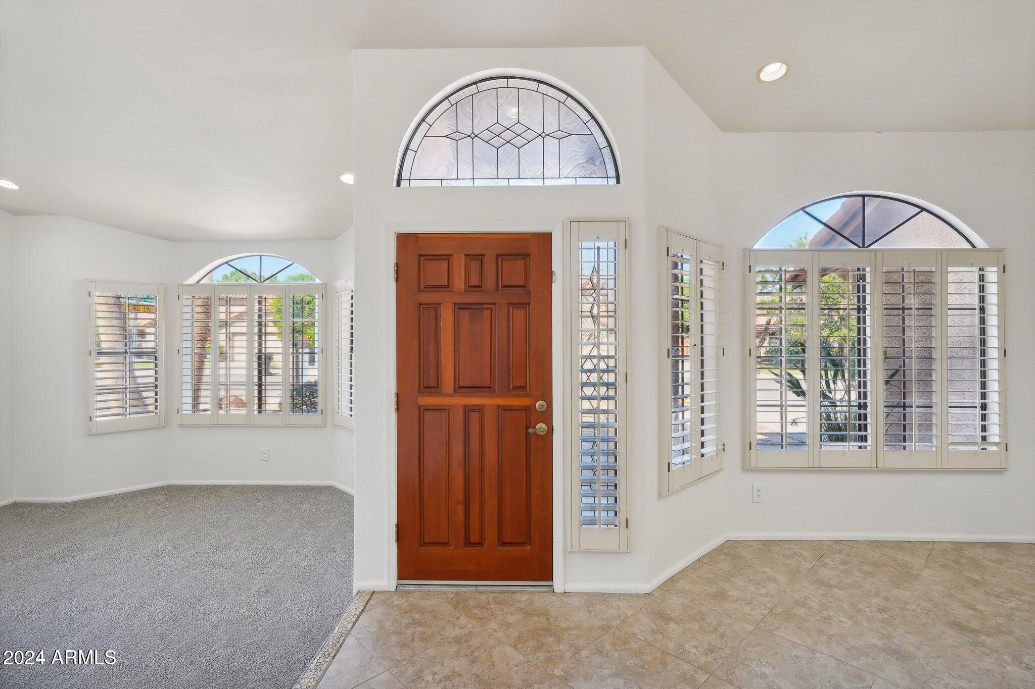 419 W STACEY Lane