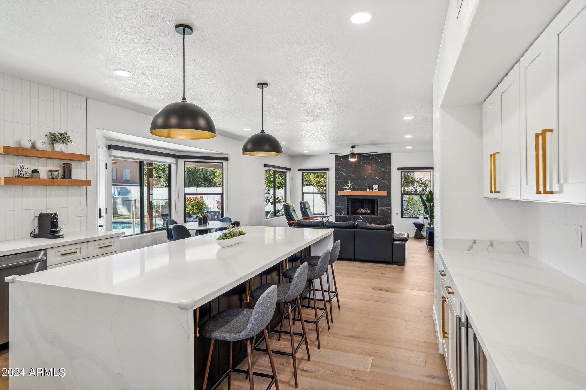 5347 E MICHELLE Drive