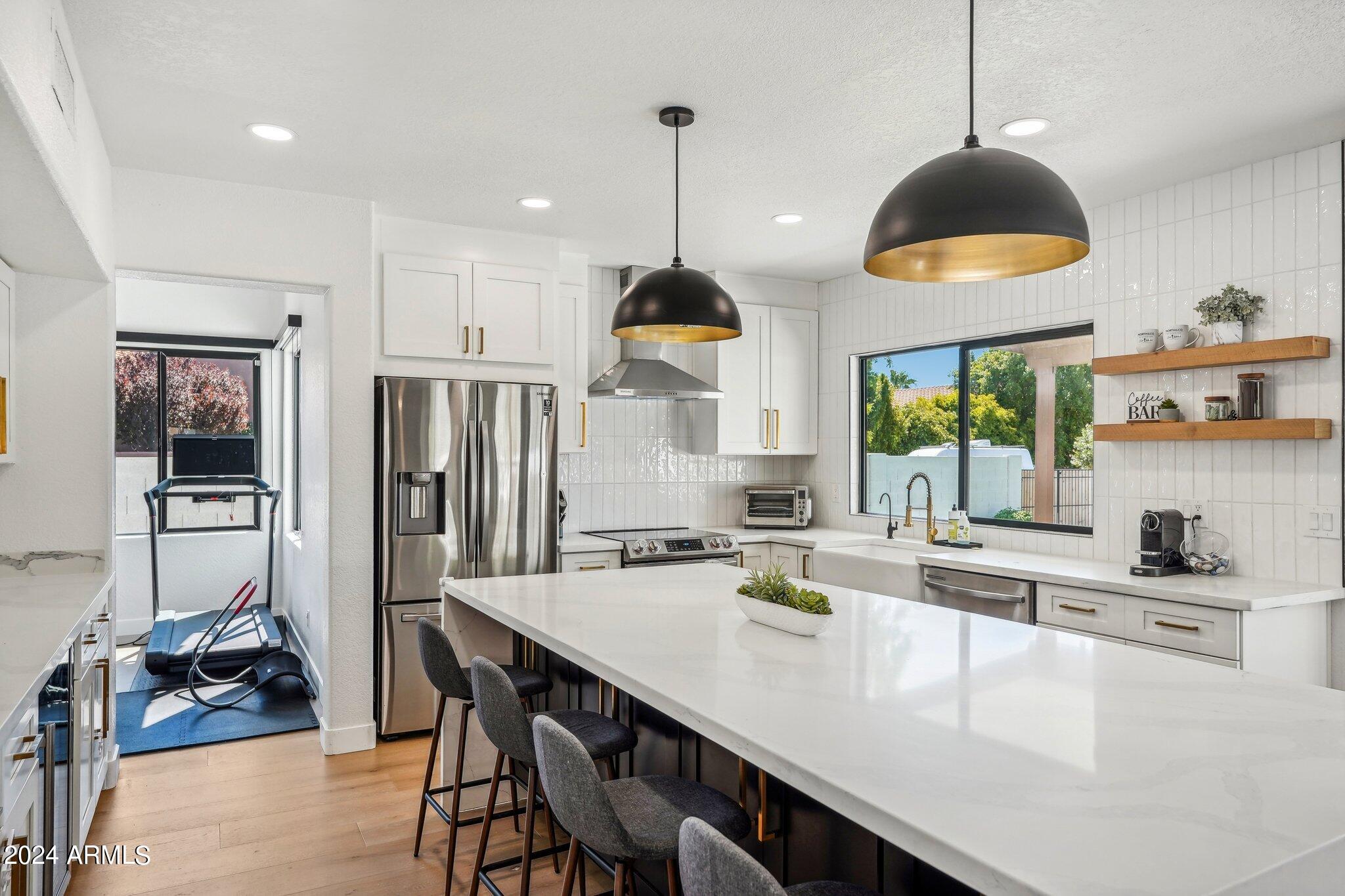 5347 E MICHELLE Drive