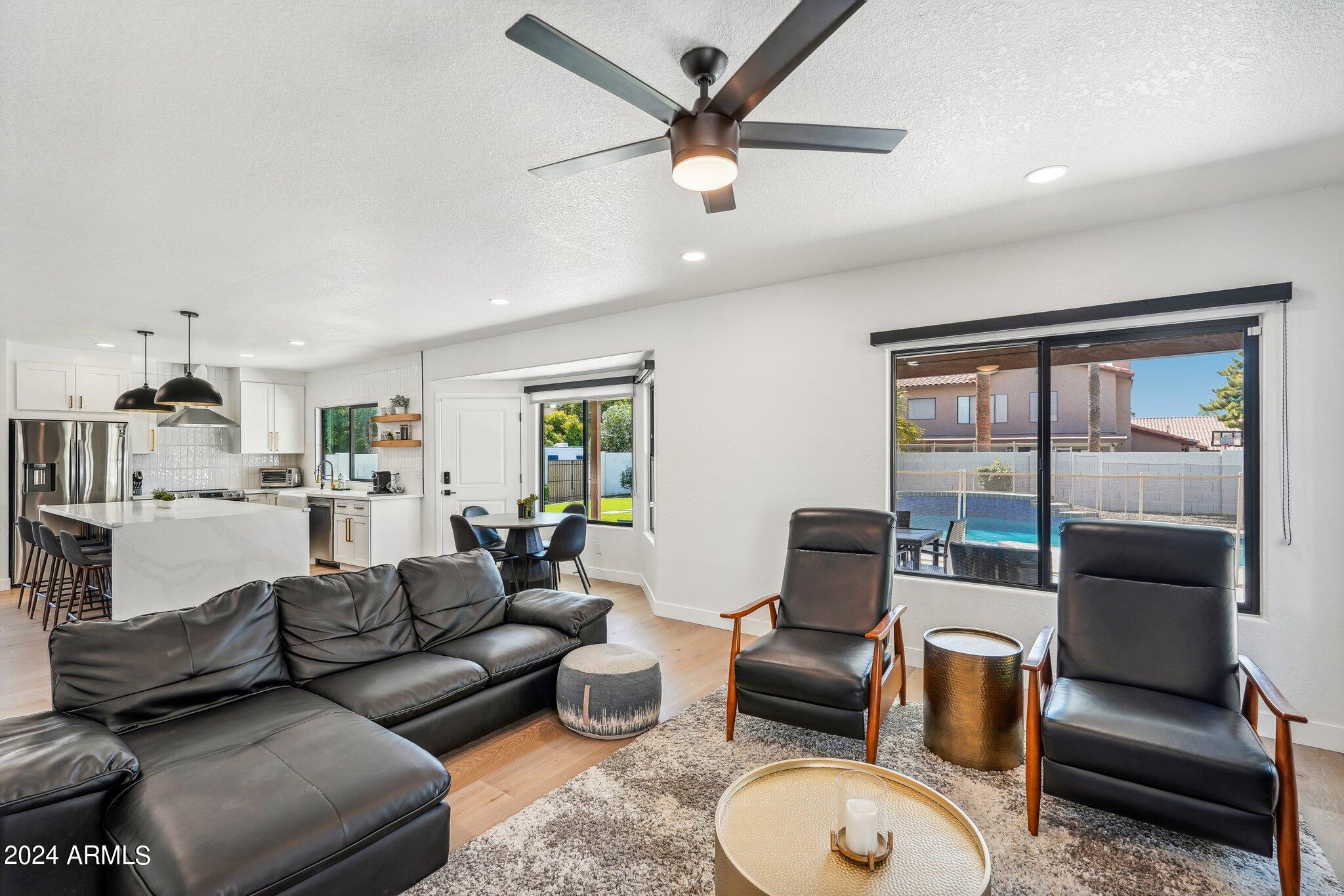 5347 E MICHELLE Drive