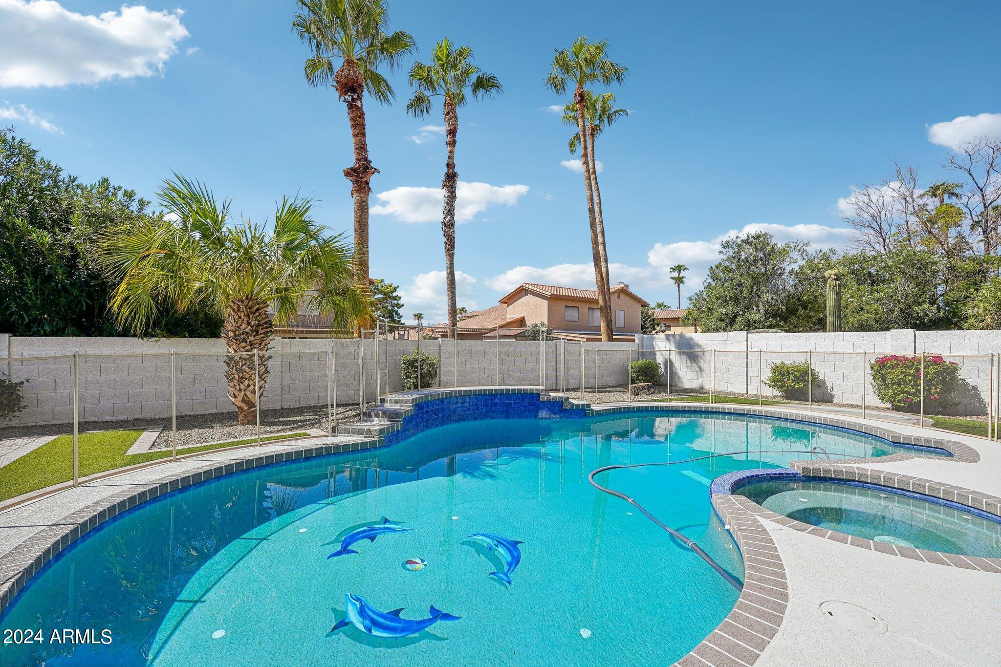 5347 E MICHELLE Drive