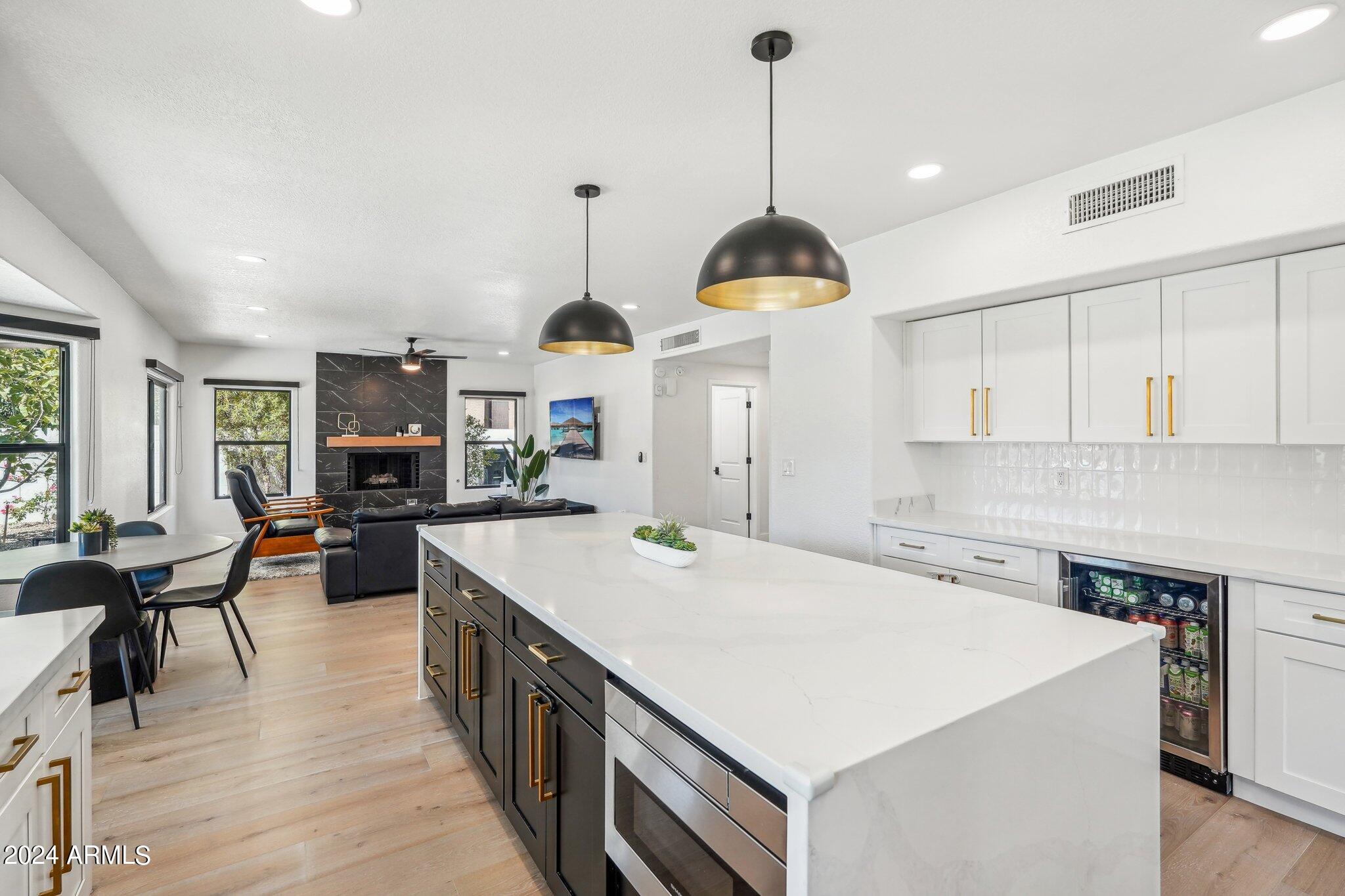 5347 E MICHELLE Drive