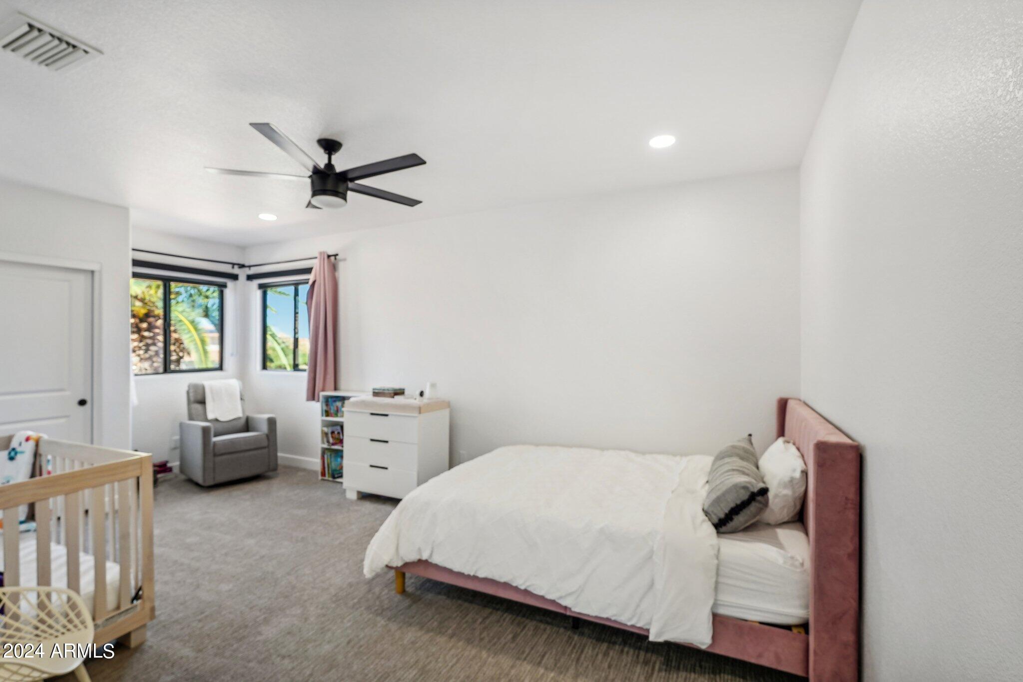 5347 E MICHELLE Drive