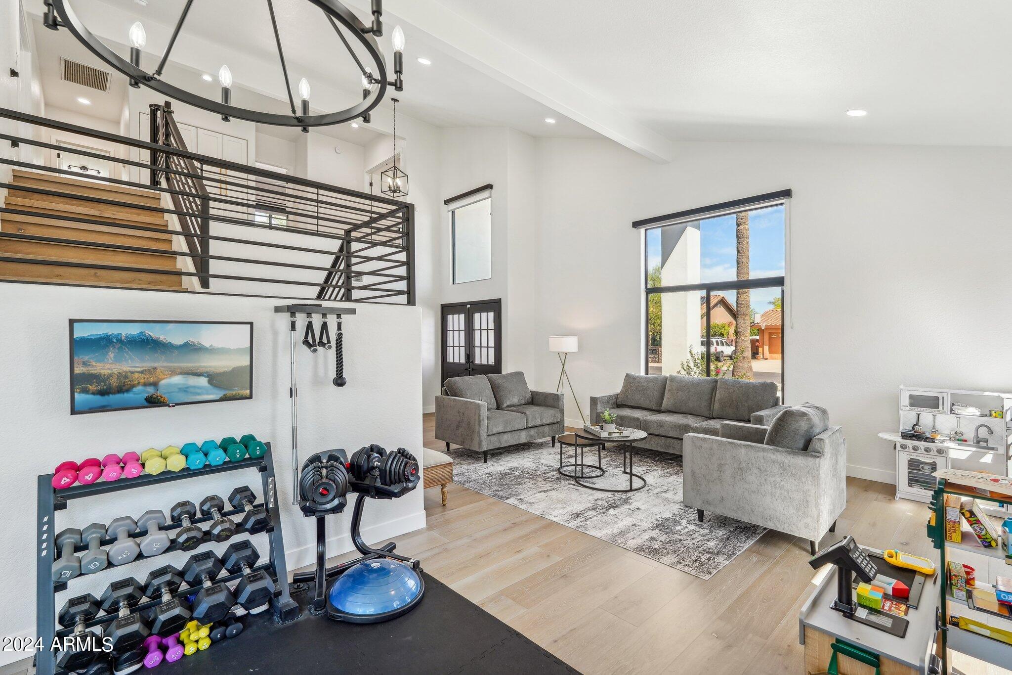 5347 E MICHELLE Drive