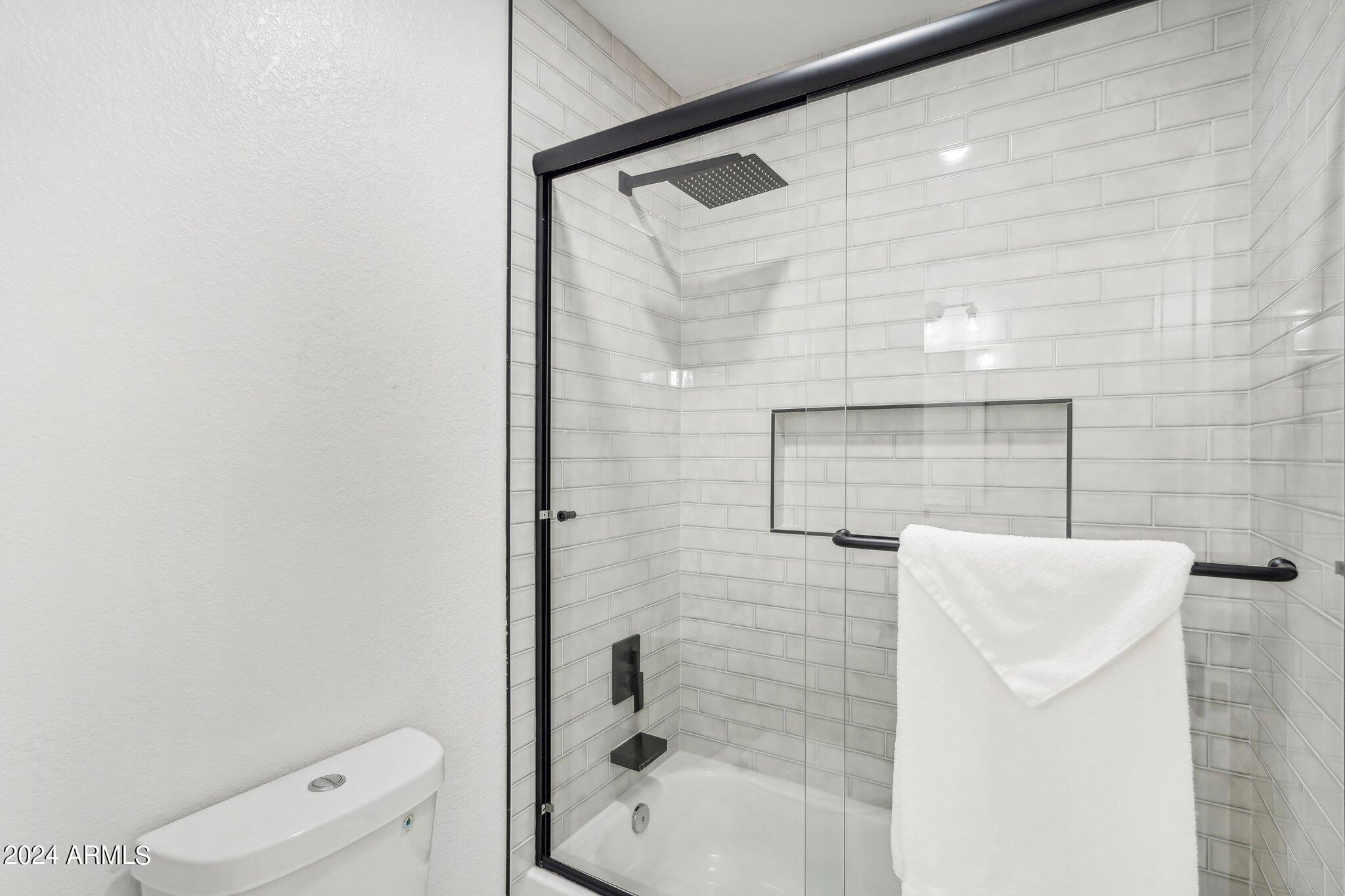 5347 E MICHELLE Drive