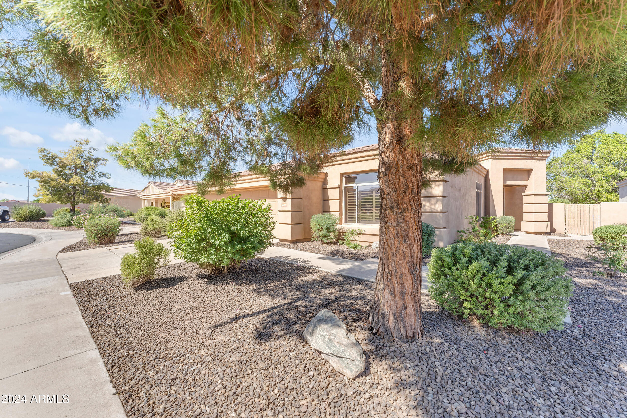 2012 E VALENCIA Drive